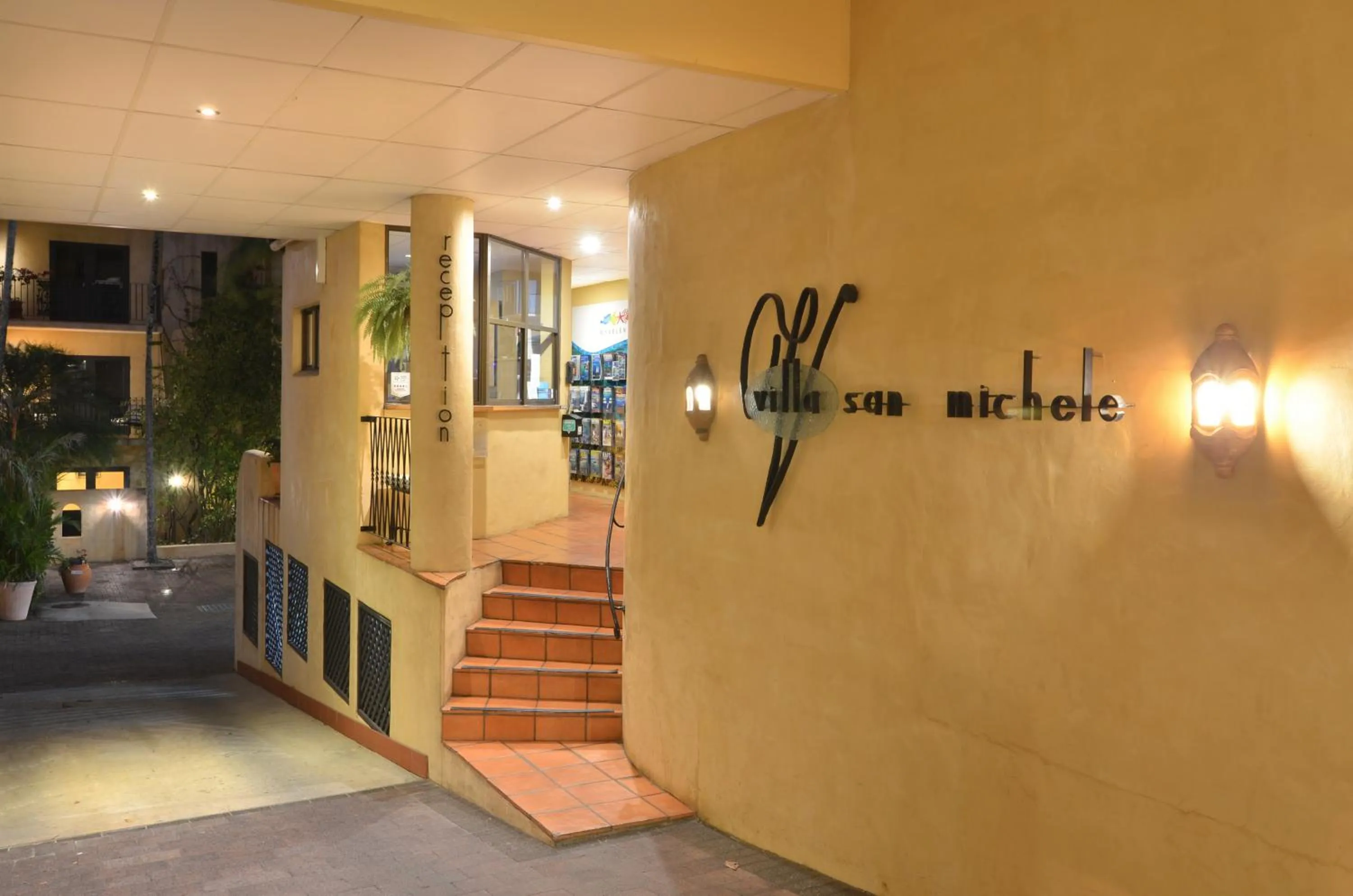 Property building in Villa San Michele (Official)