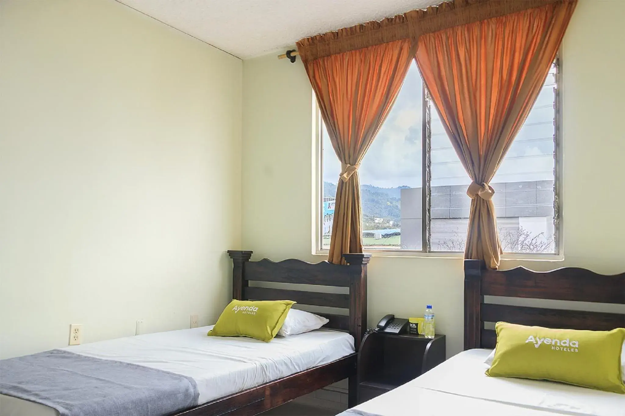 Photo of the whole room, Bed in Ayenda 1506 La Puerta del Sol Photo of the whole room, Bed in Ayenda 1506 La Puerta del Sol