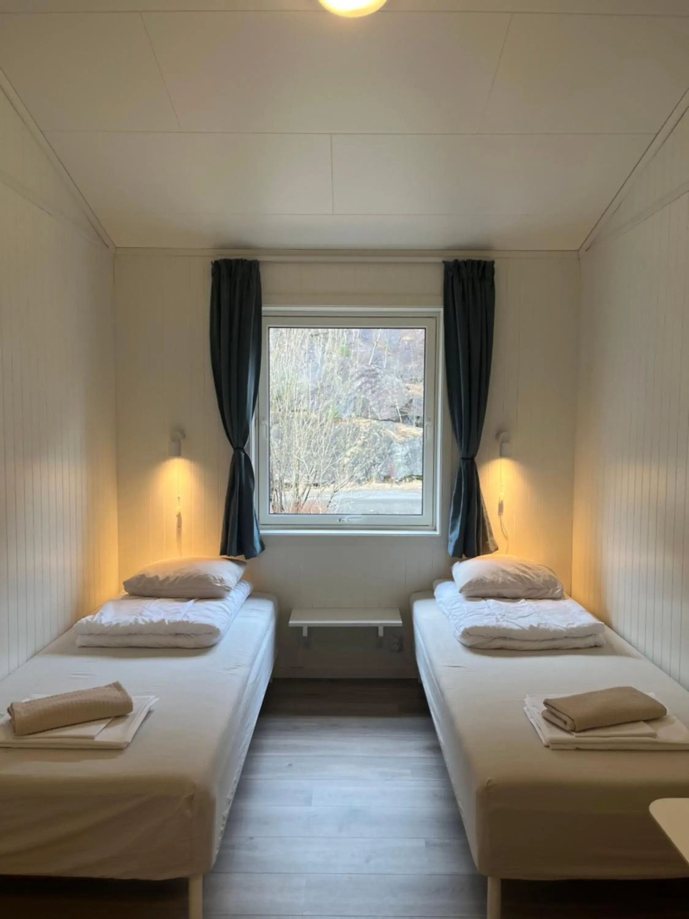Standard Twin Room with Shared Bathroom in Trolltunga Camping Standard Twin Room with Shared Bathroom in Trolltunga Camping