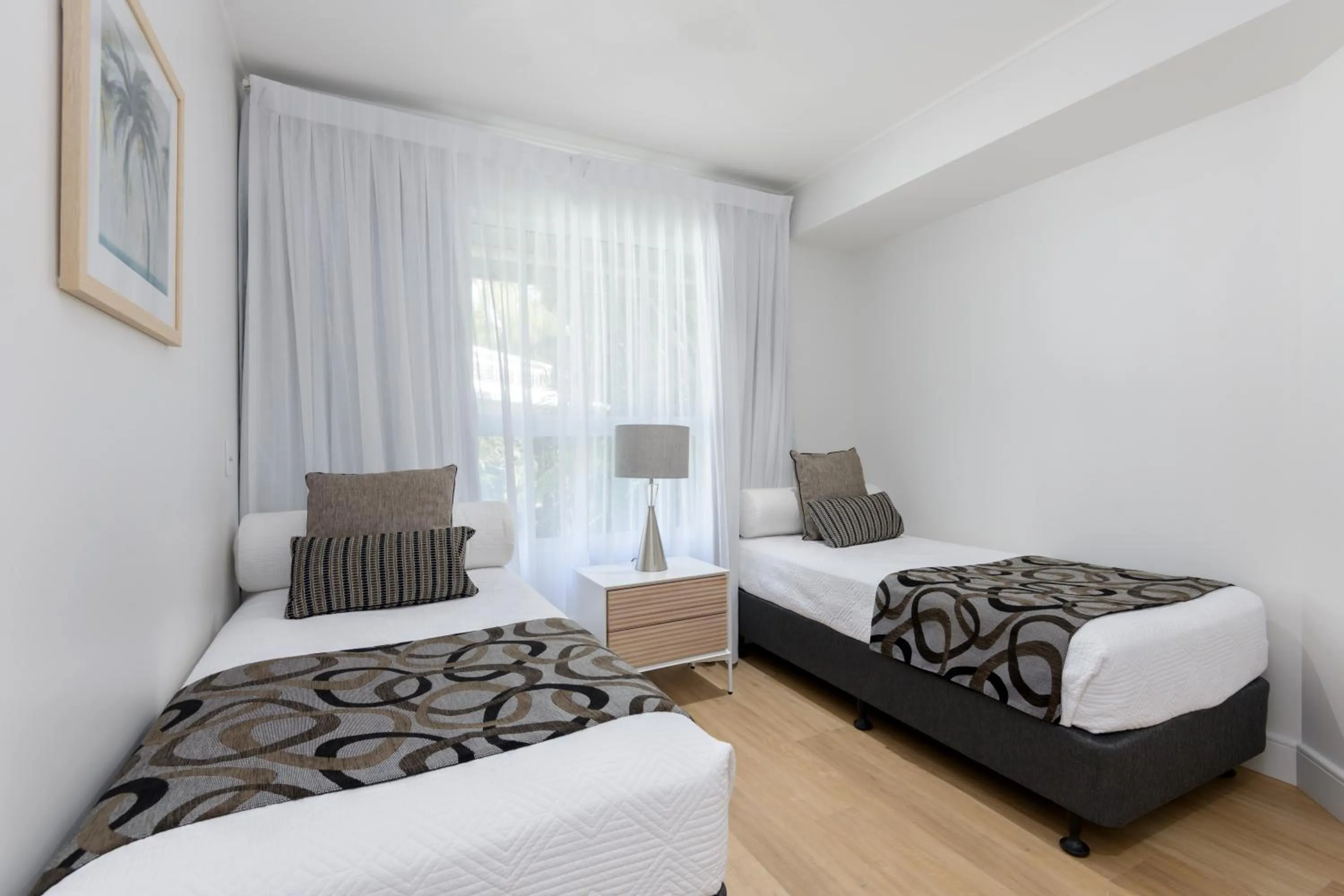 Bedroom, Bed in Mandalay Luxury Beachfront Apartments