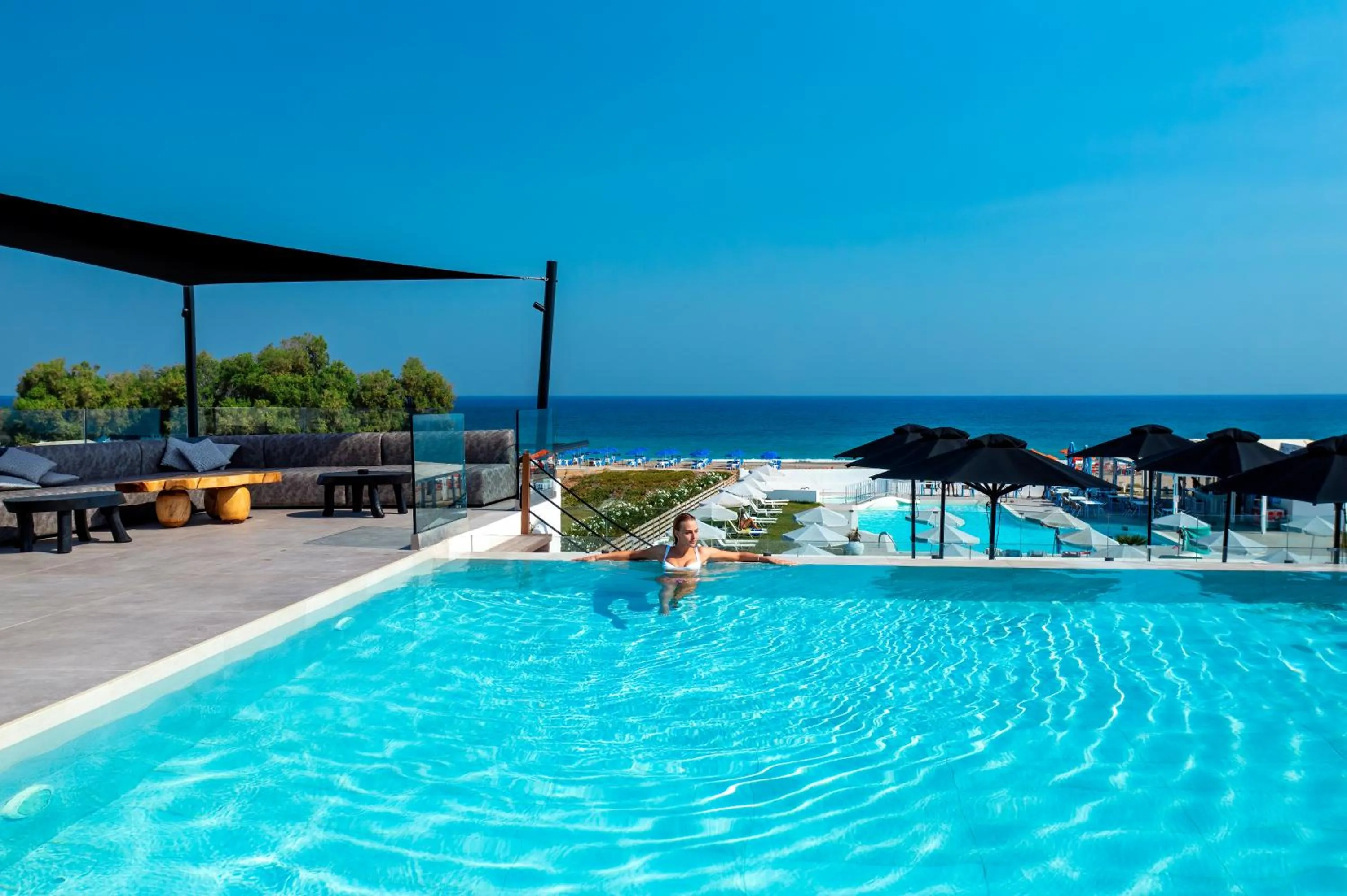 Swimming pool in Atermono Boutique Resort & Spa