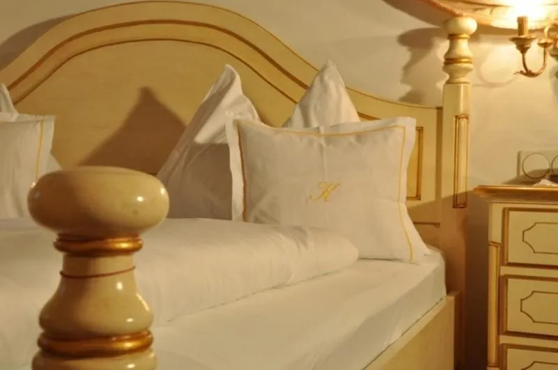 Bed in Hotel Ansitz Kandelburg