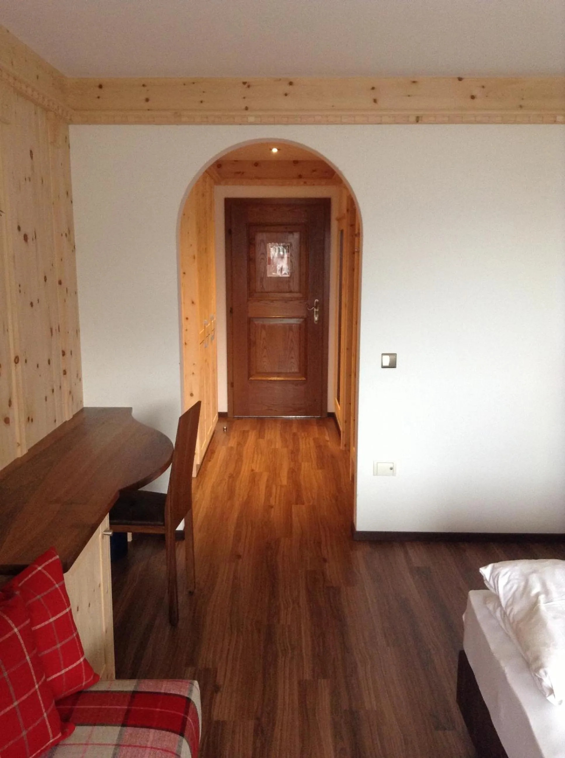 Decorative detail, Bed in Hotel Alaska