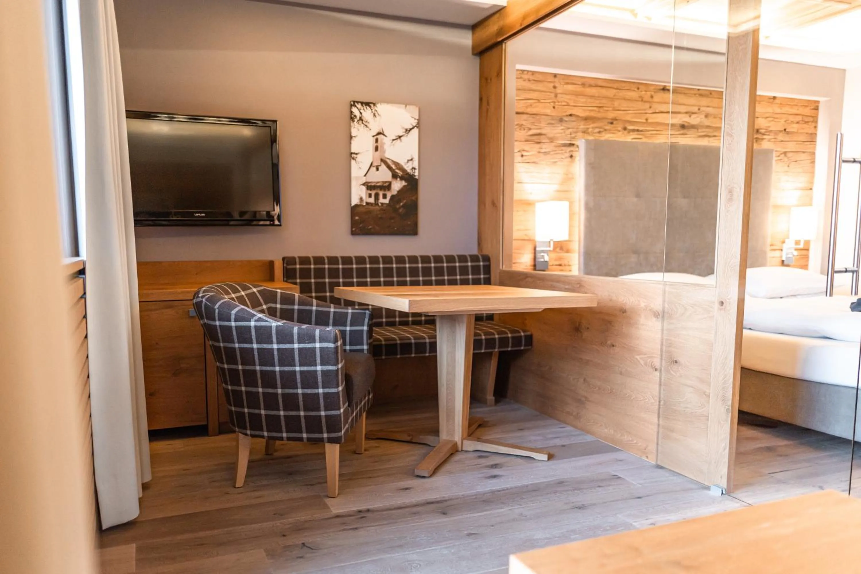 Living room, Bed in Maraias - Luxury Suites & Apartments