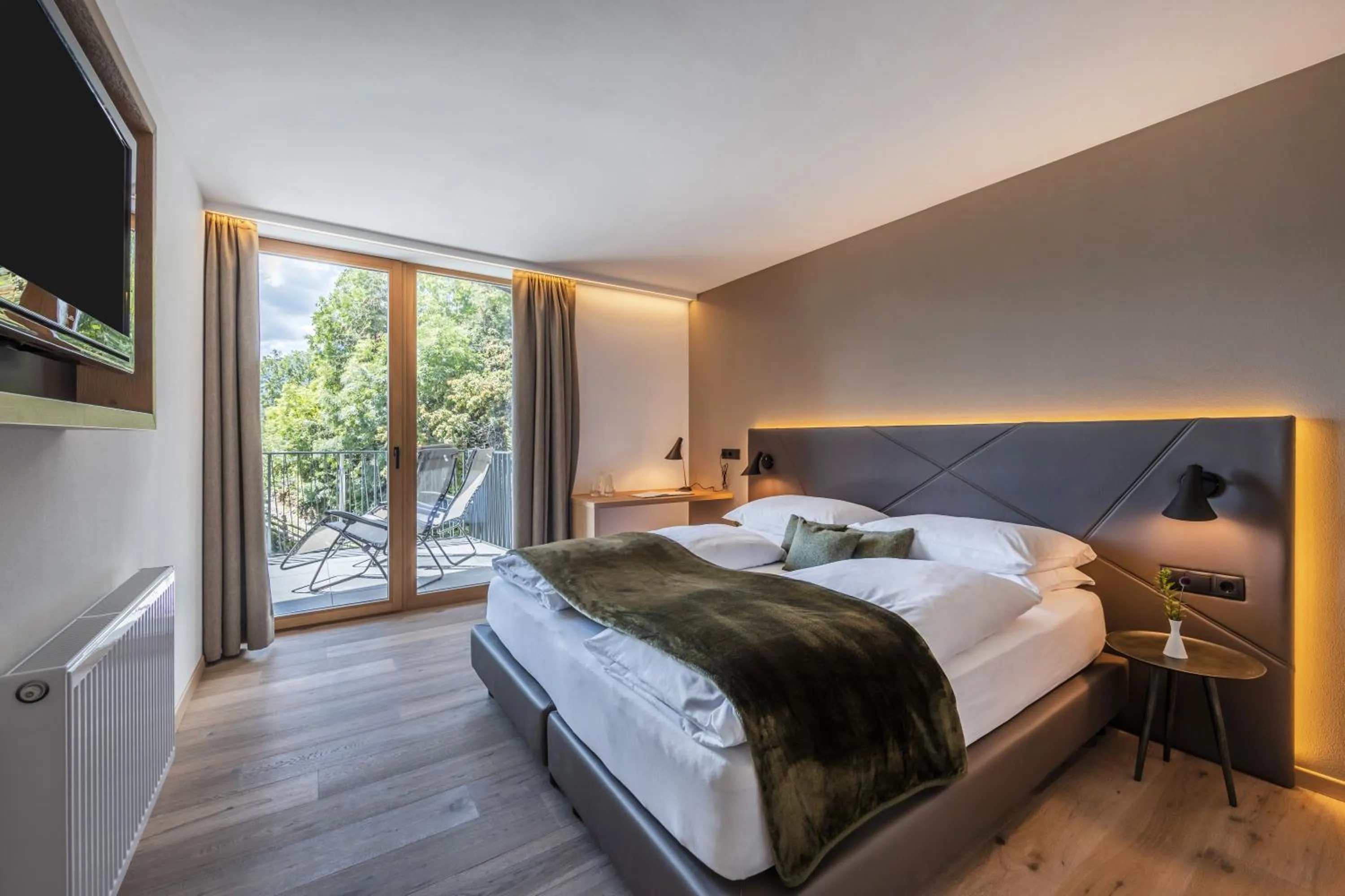 Bed in Maraias - Luxury Suites & Apartments