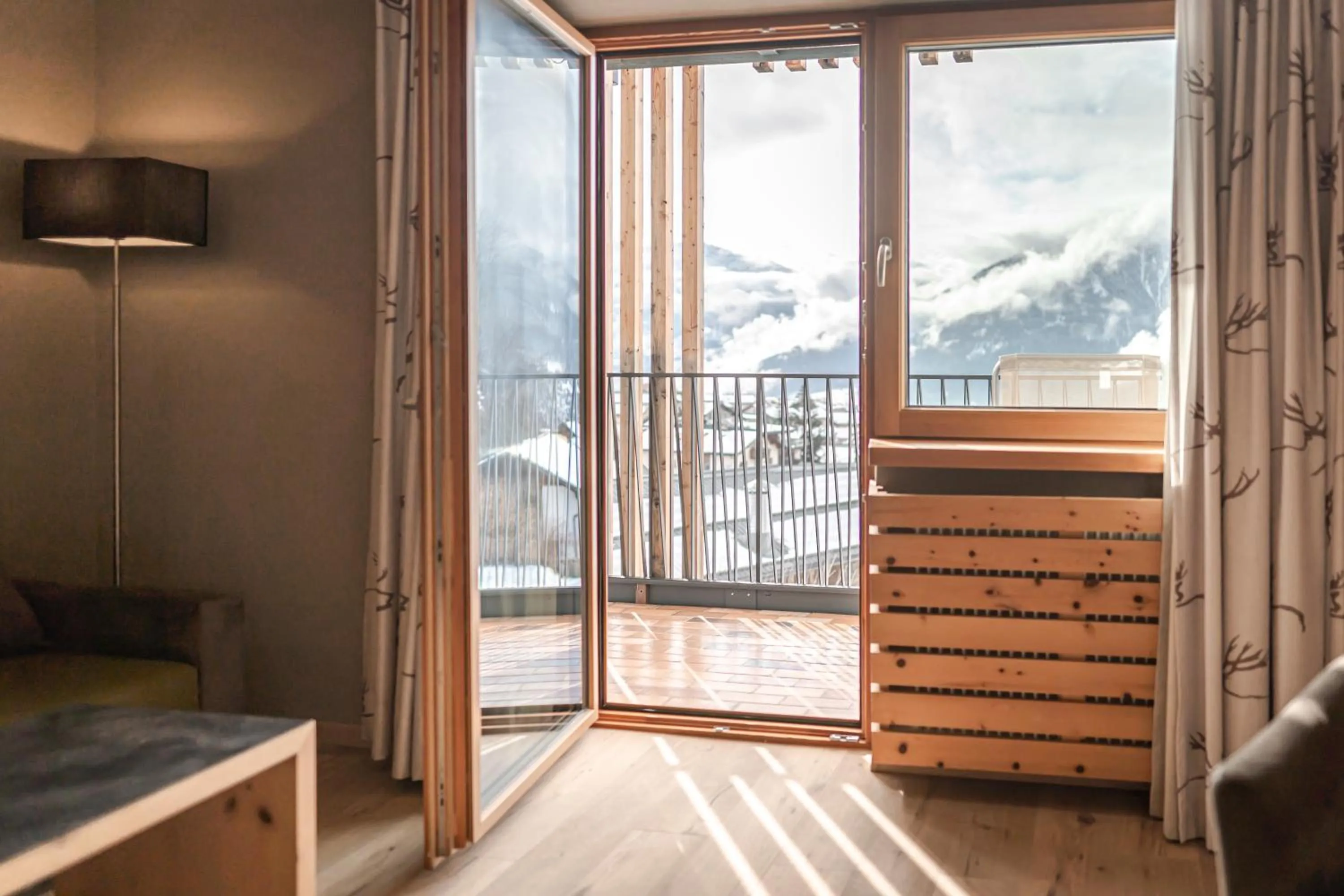 Balcony/Terrace in Maraias - Luxury Suites & Apartments