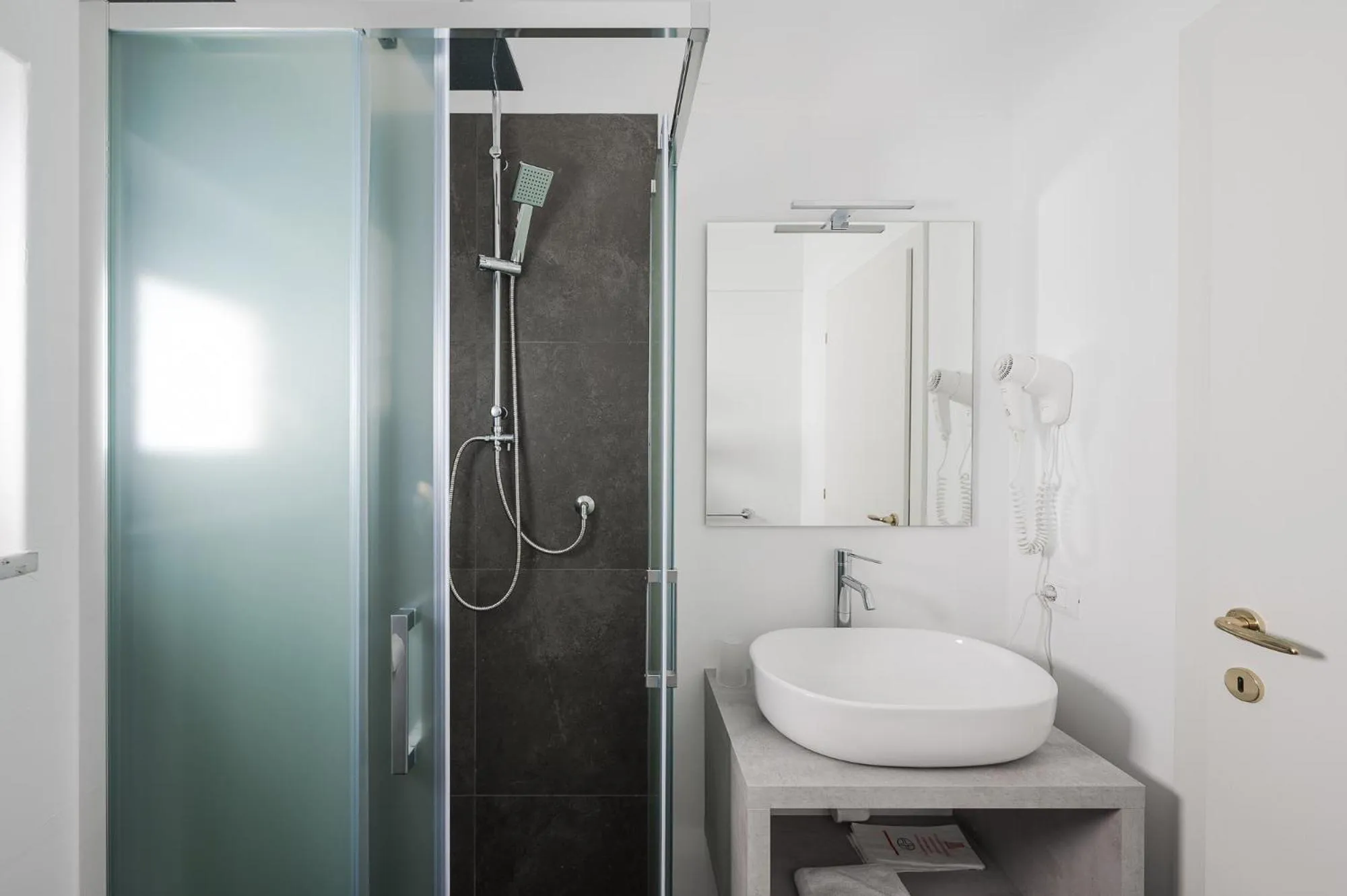 Bathroom in Residence Montani