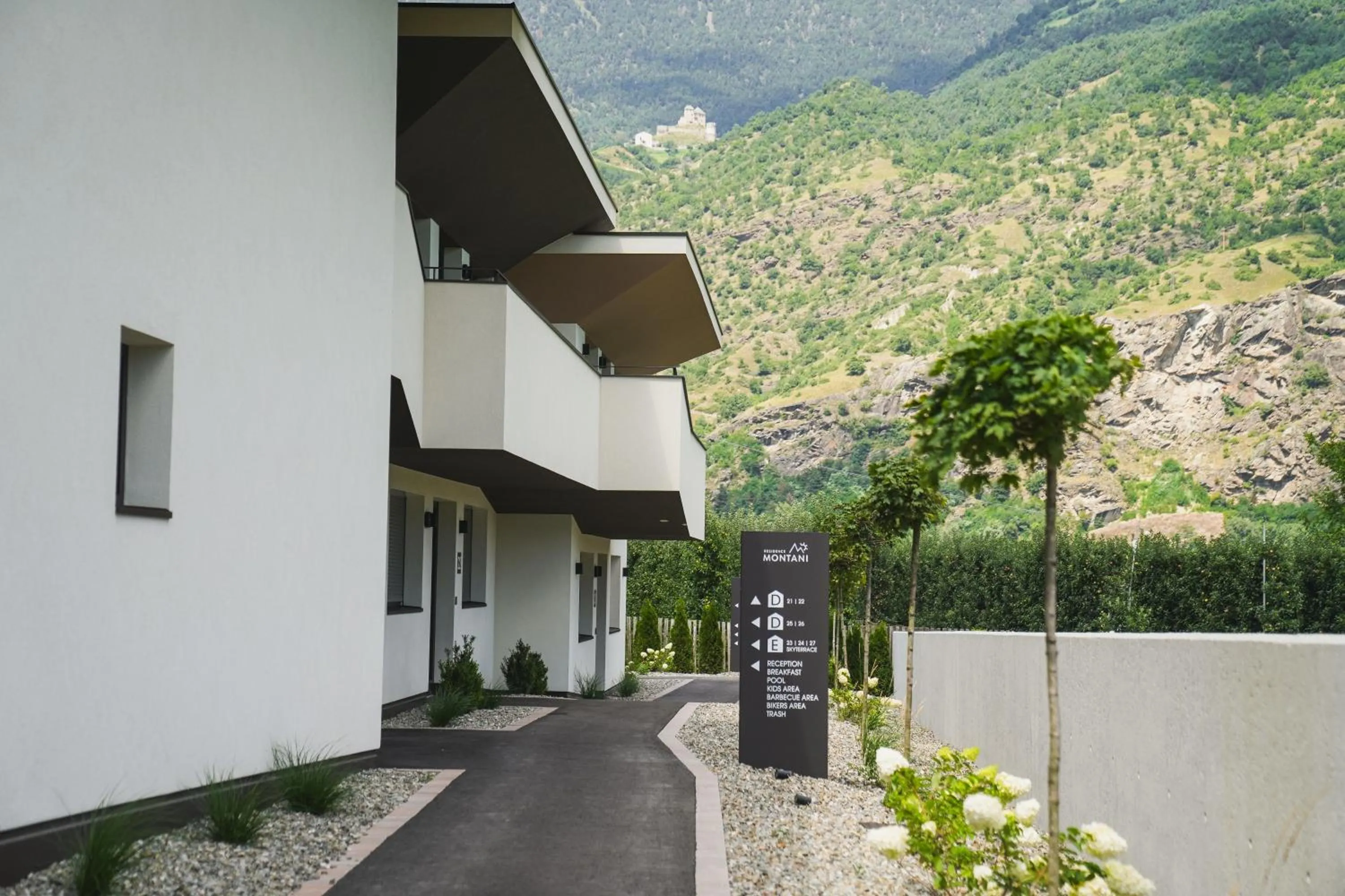 Property building in Residence Montani