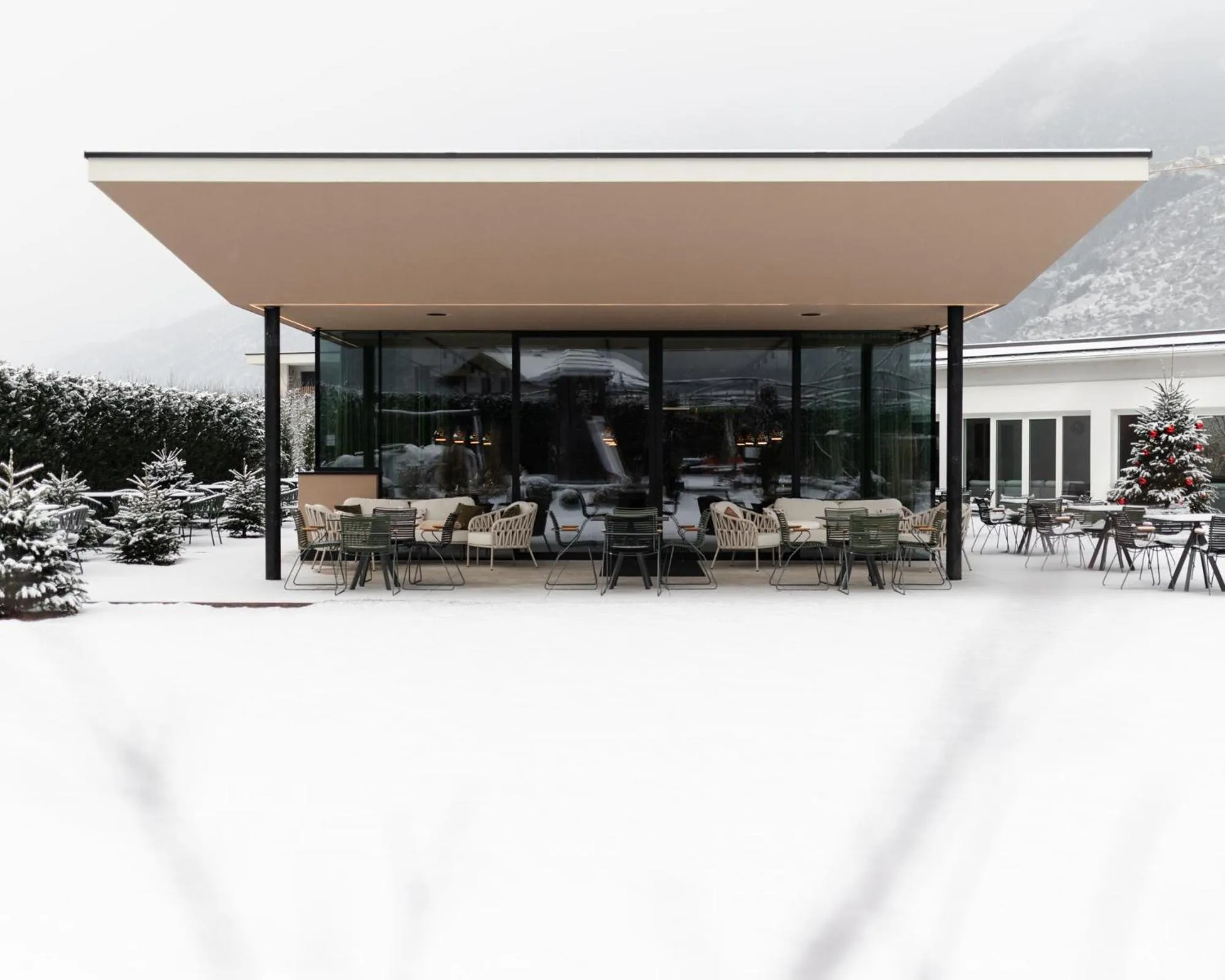 Property building in Residence Montani