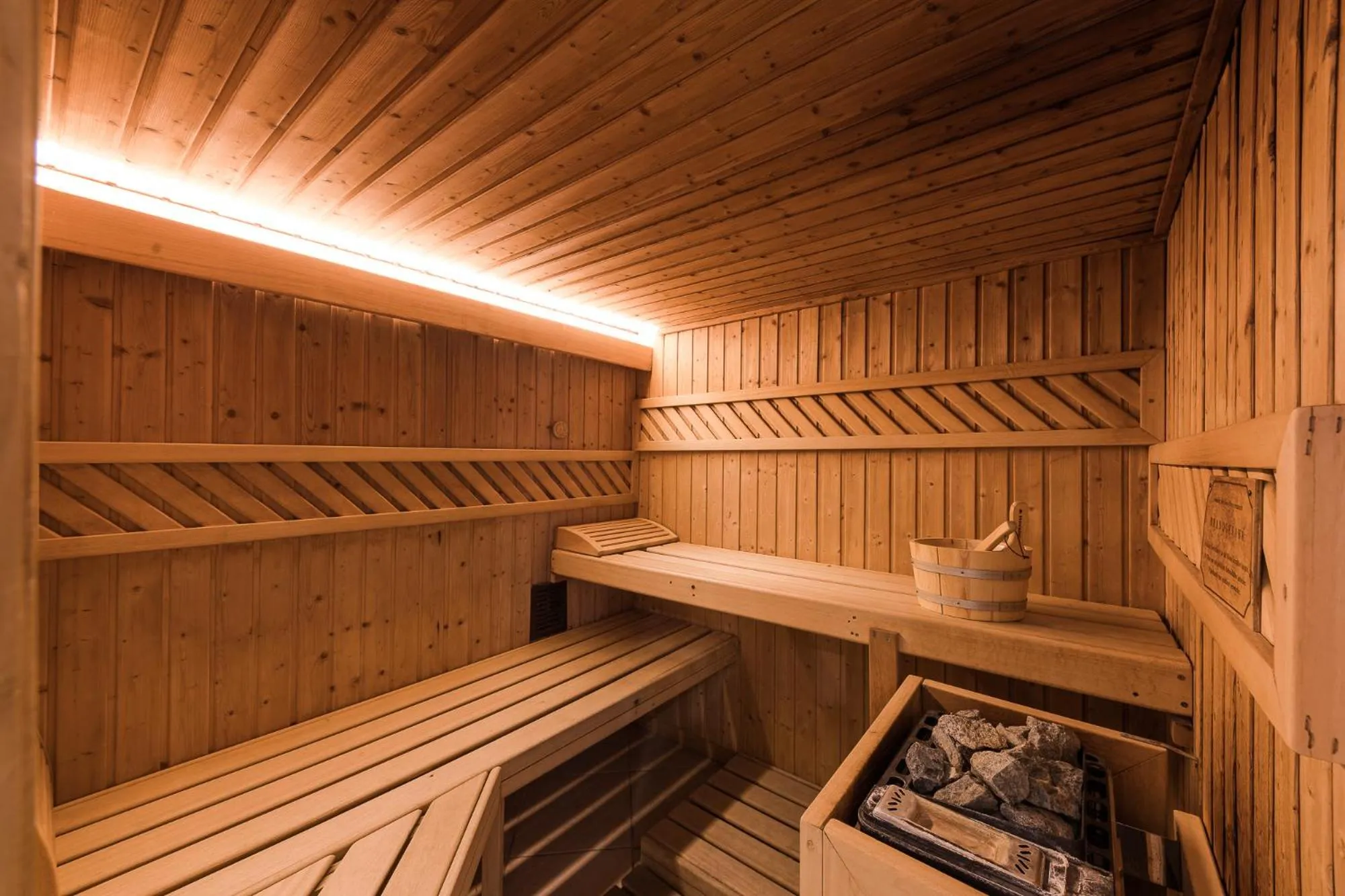 Sauna in Residence Montani