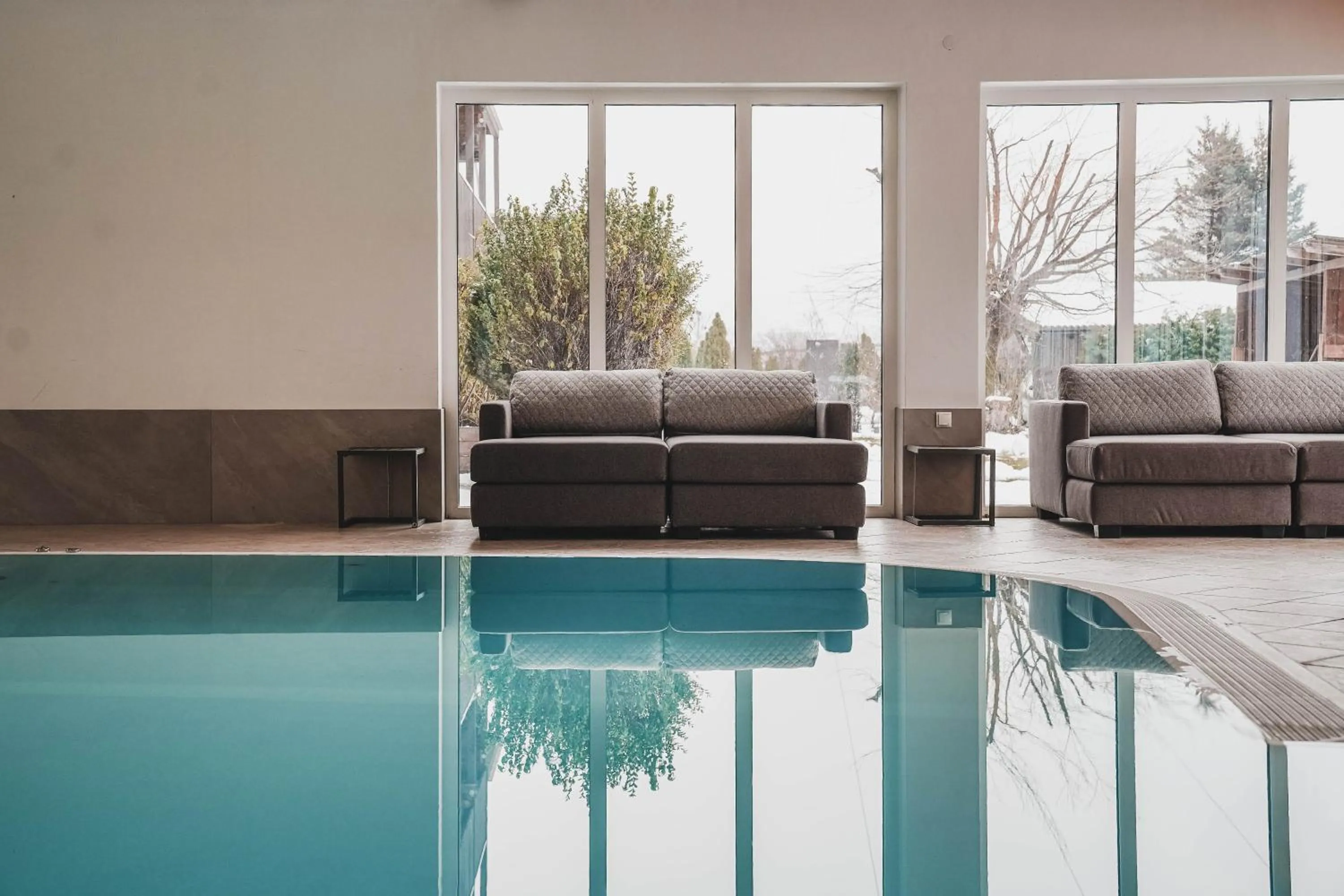 Swimming pool in Residence Montani