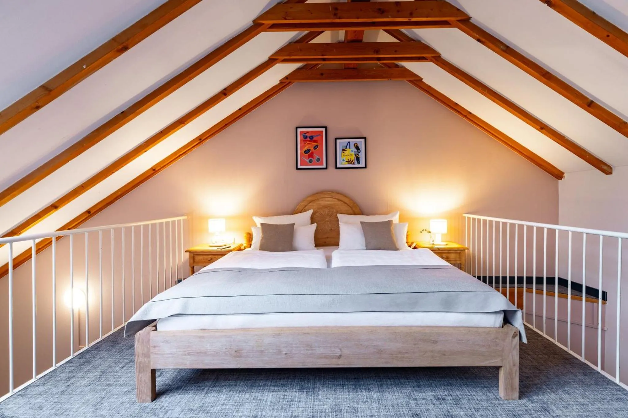 Photo of the whole room, Bed in Garner Hotel Dusseldorf - Main Station by IHG