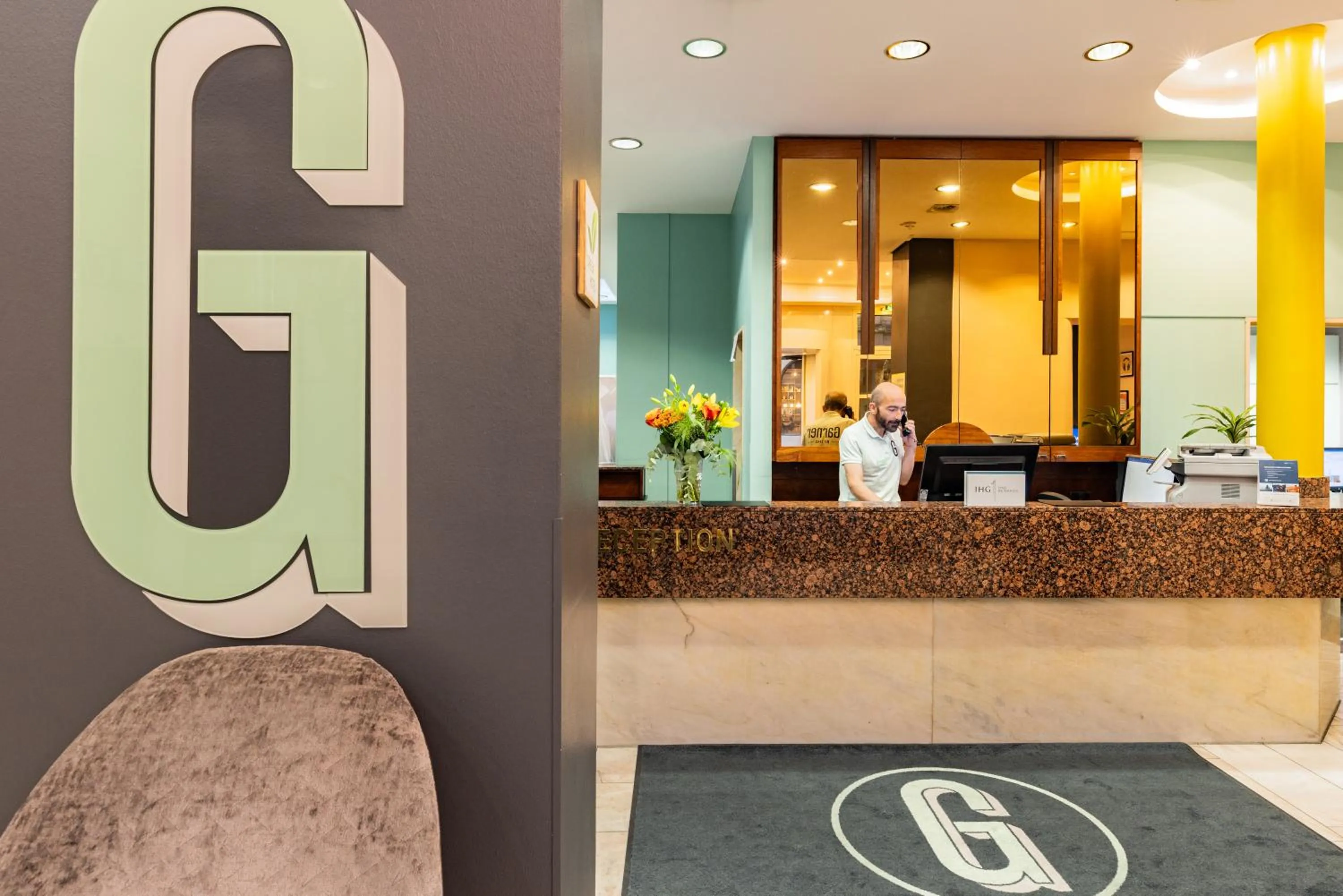 Lobby or reception in Garner Hotel Dusseldorf - Main Station by IHG