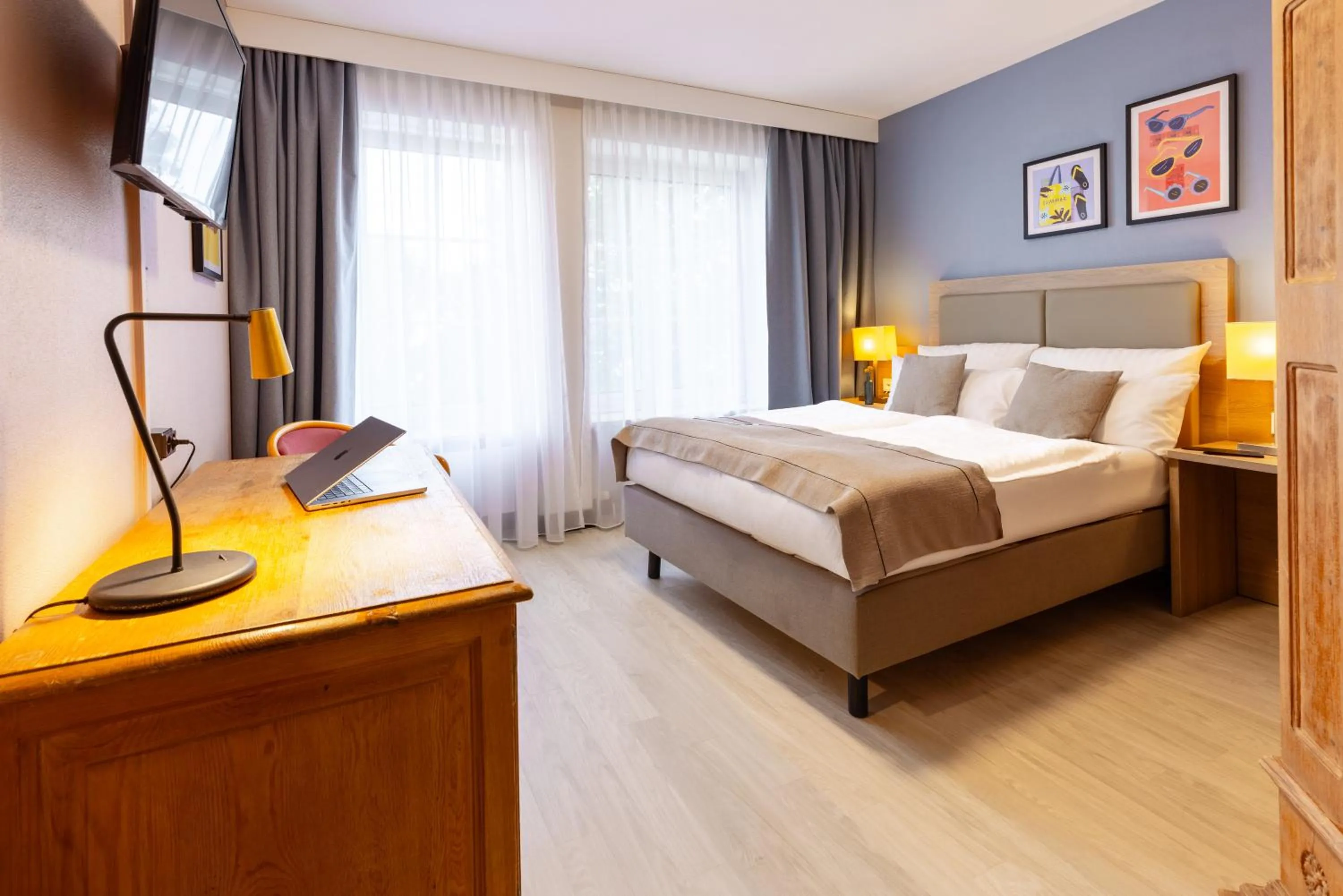 Bed in Garner Hotel Dusseldorf - Main Station by IHG