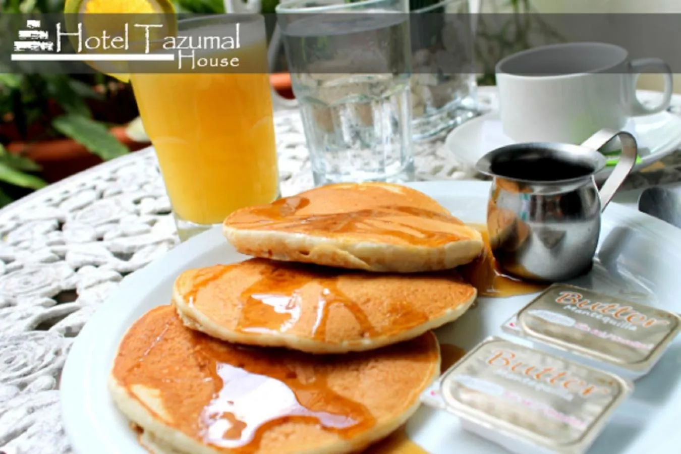 Breakfast in Hotel Tazumal House