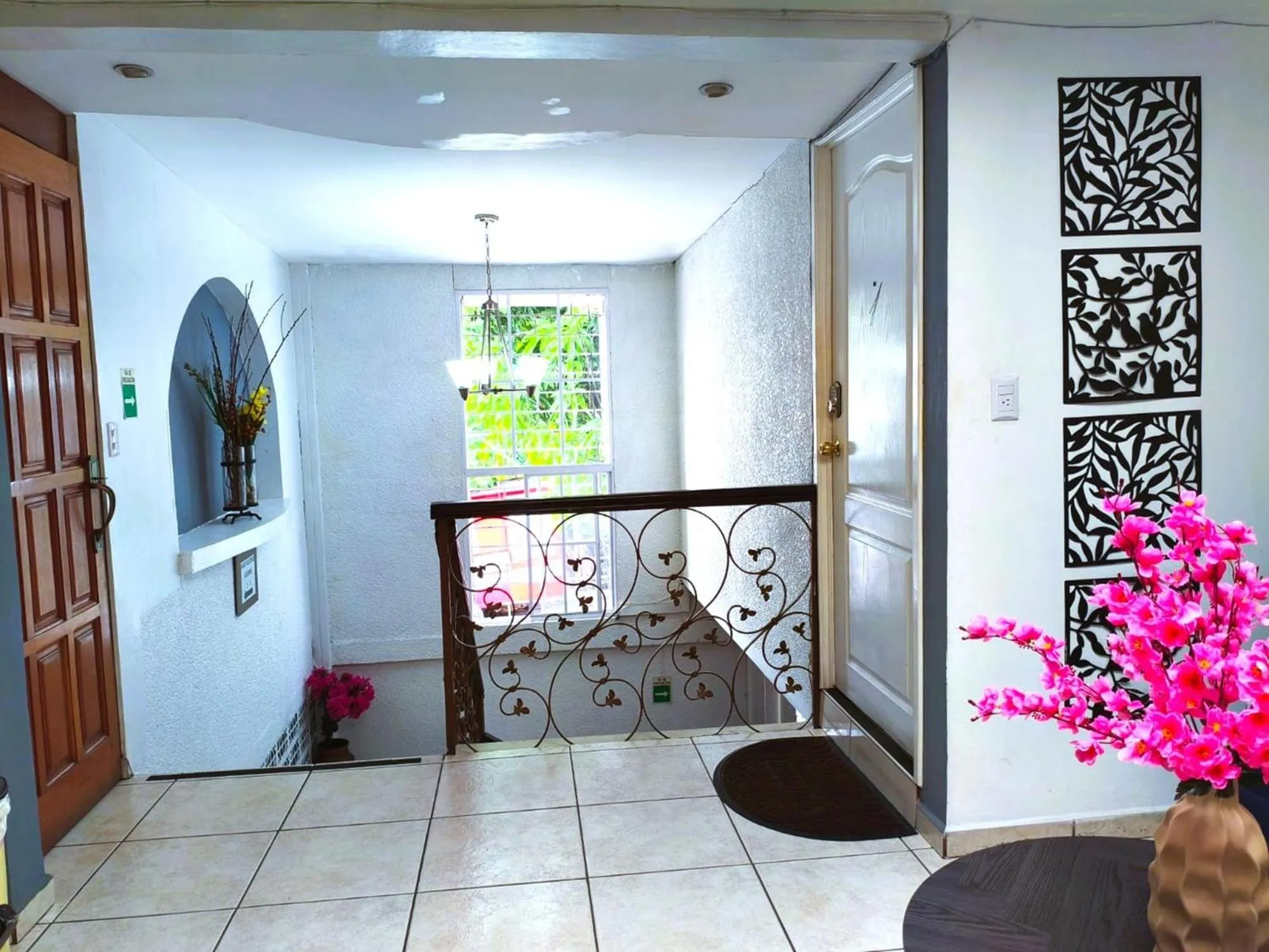 Property building in Hotel Tazumal House