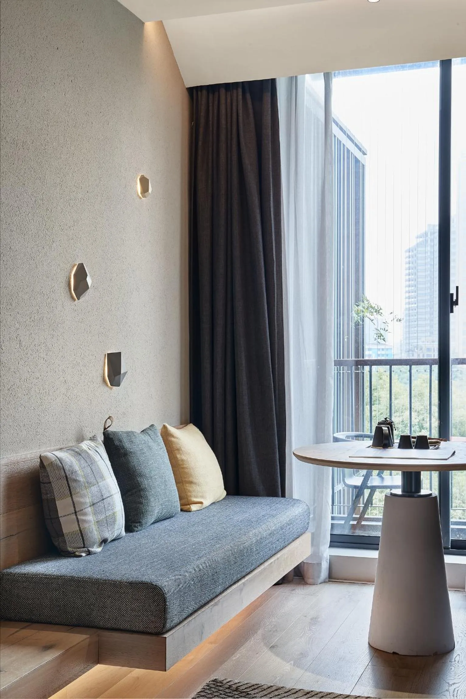 Balcony/Terrace in EBO Hotel Hangzhou Wulin - 5 mins drive to the West Lake