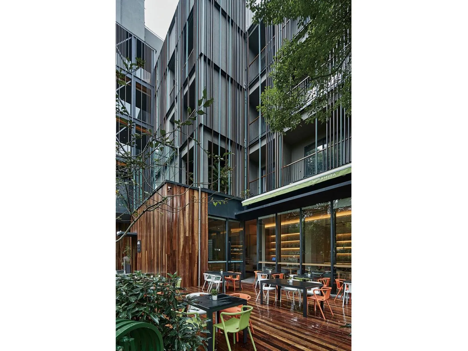 Restaurant/places to eat in EBO Hotel Hangzhou Wulin - 5 mins drive to the West Lake