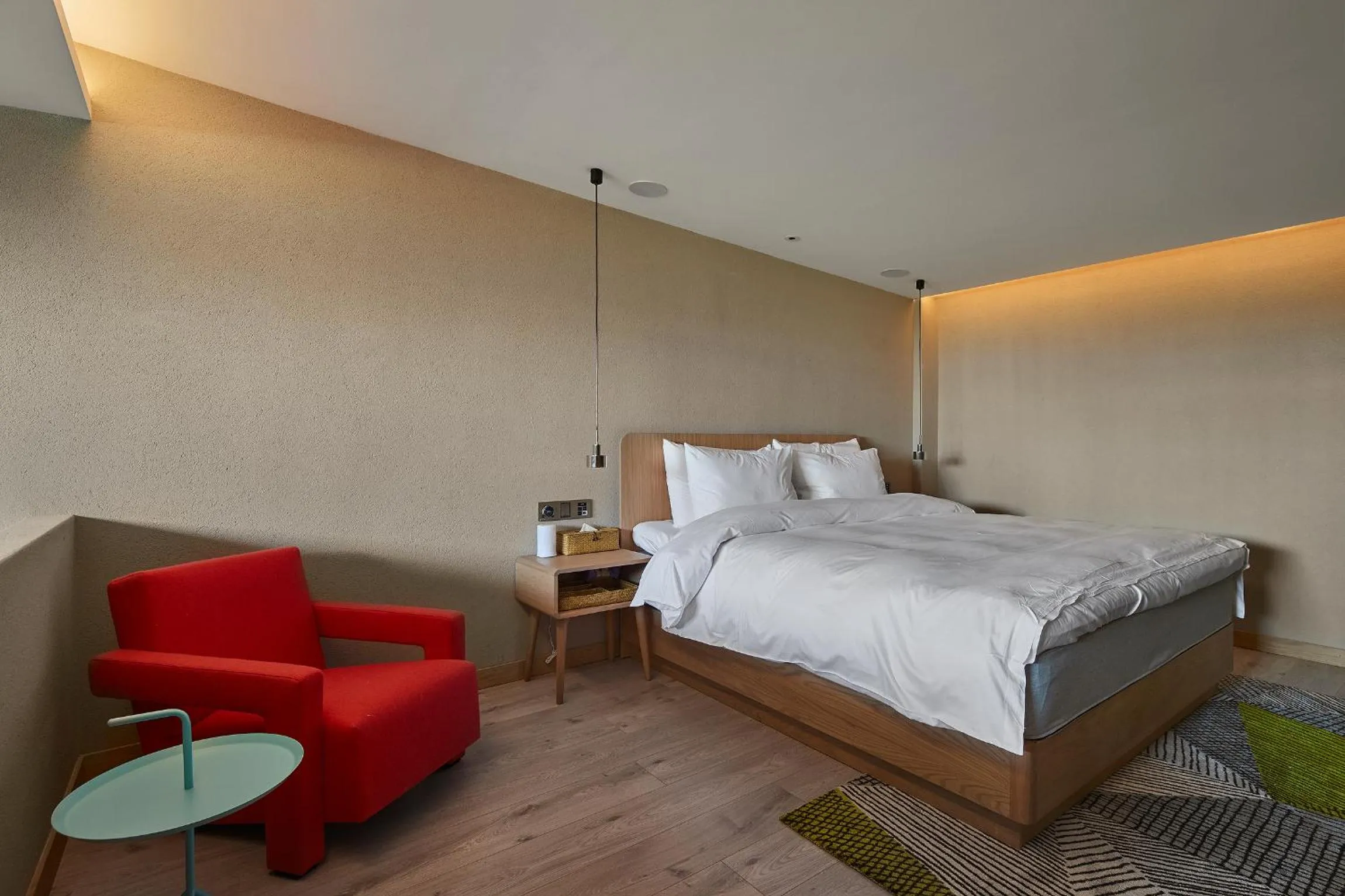 Bedroom, Bed in EBO Hotel Hangzhou Wulin - 5 mins drive to the West Lake