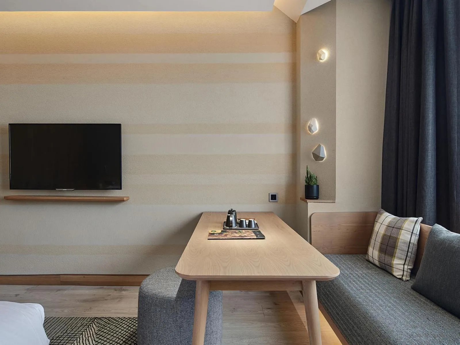 Decorative detail in EBO Hotel Hangzhou Wulin - 5 mins drive to the West Lake