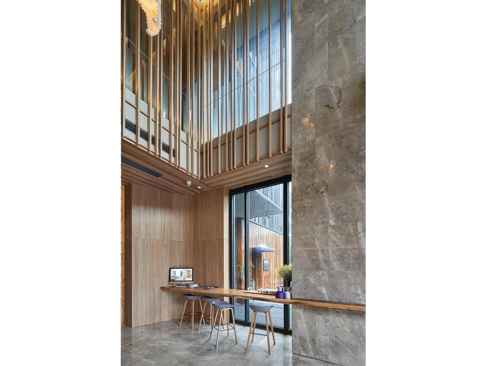 Lobby or reception in EBO Hotel Hangzhou Wulin - 5 mins drive to the West Lake