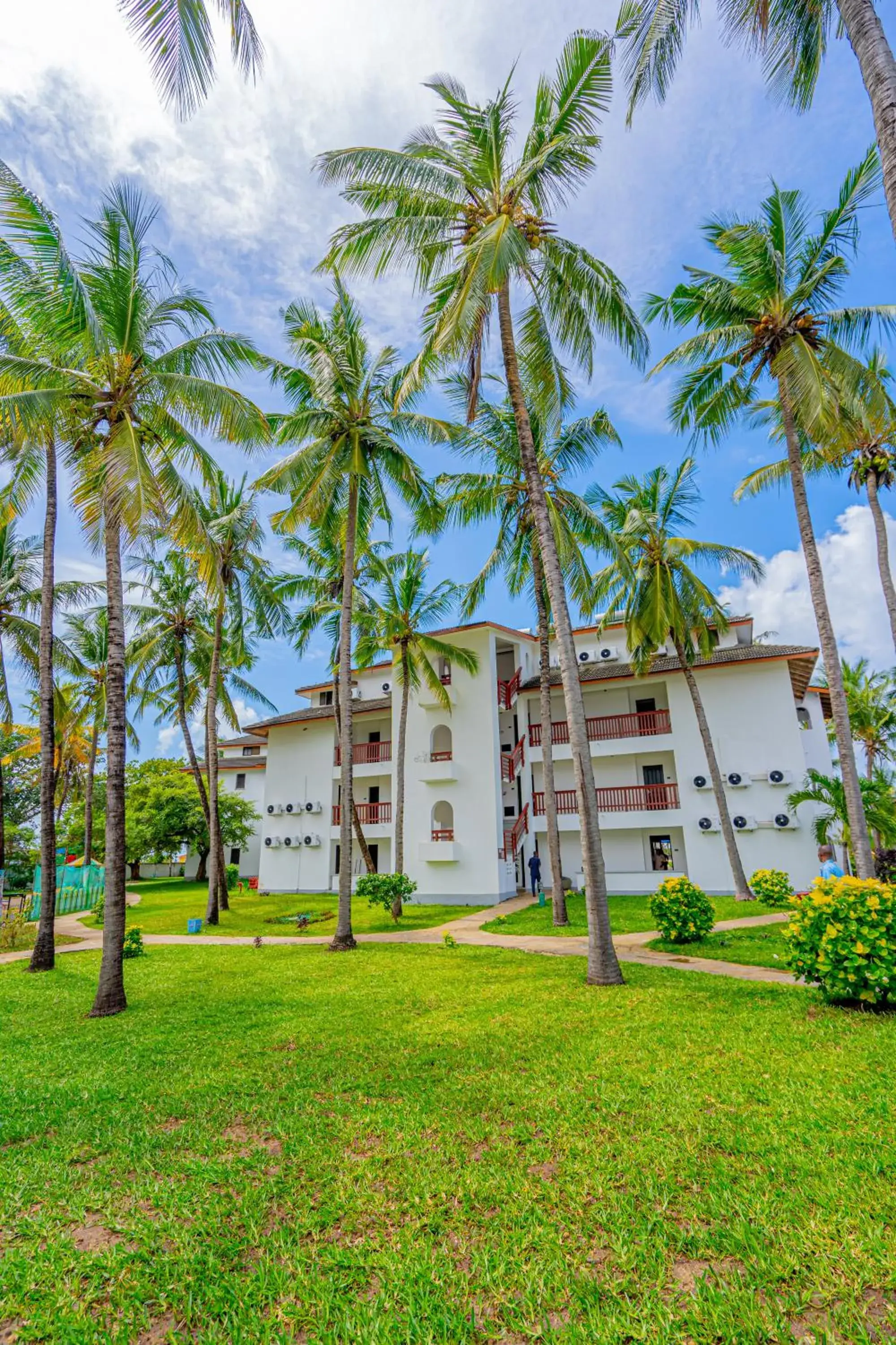 Property building in PrideInn Flamingo Beach Resort & Spa Mombasa Property building in PrideInn Flamingo Beach Resort & Spa Mombasa