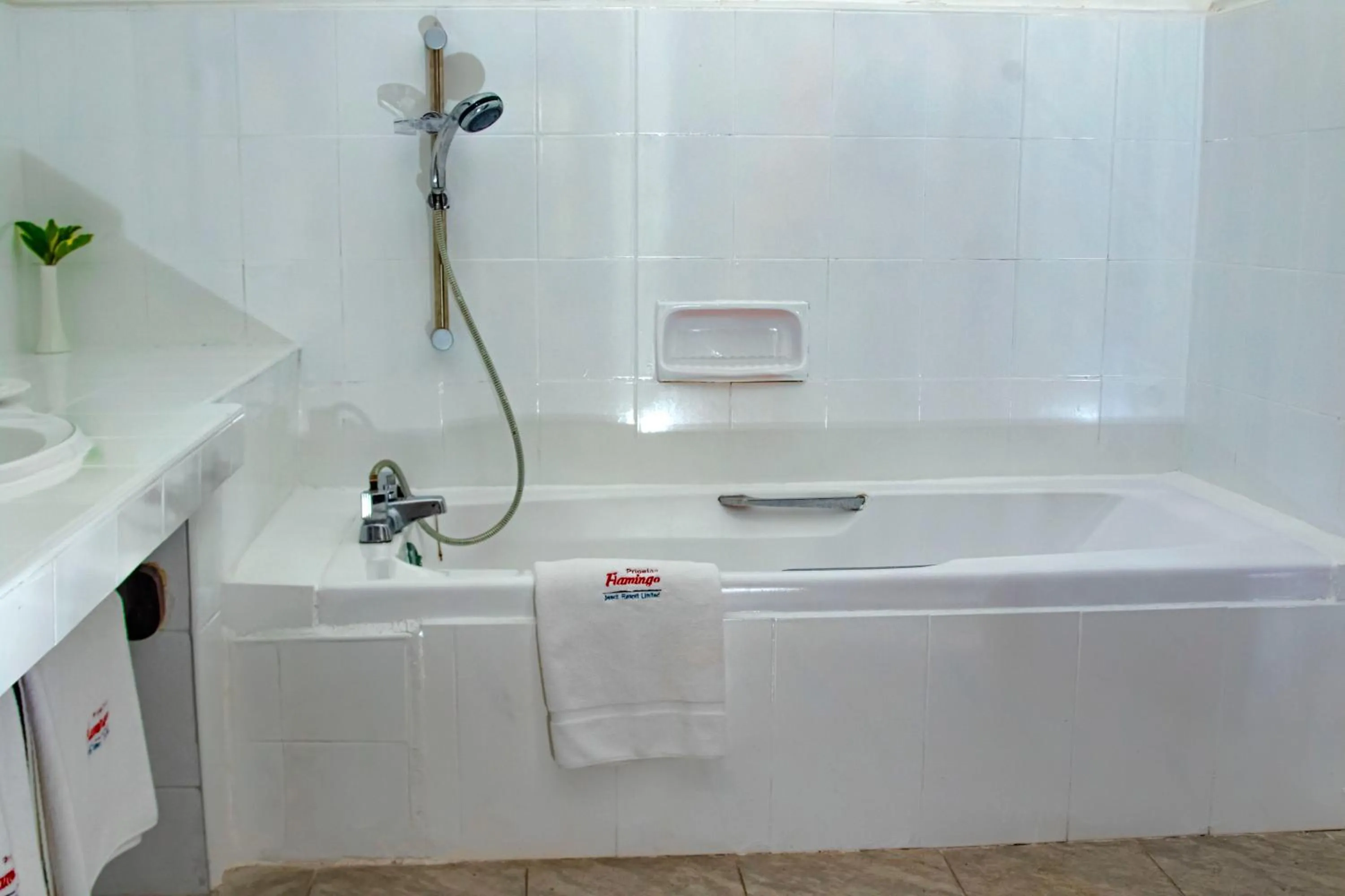 Toilet in PrideInn Flamingo Beach Resort & Spa Mombasa