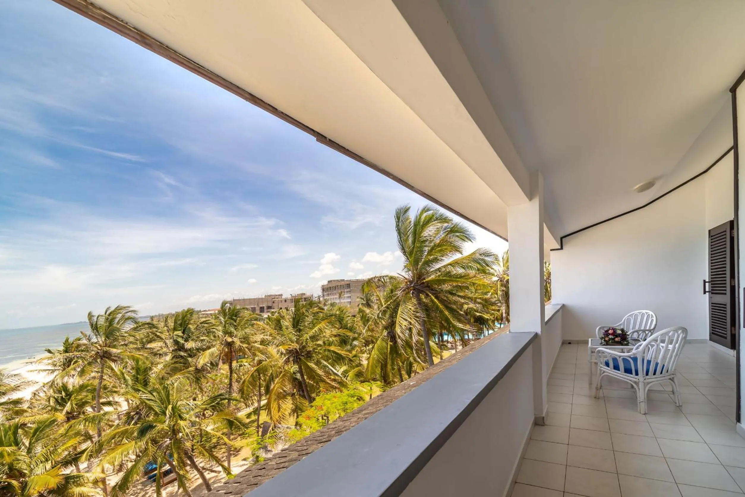 Day in PrideInn Flamingo Beach Resort & Spa Mombasa