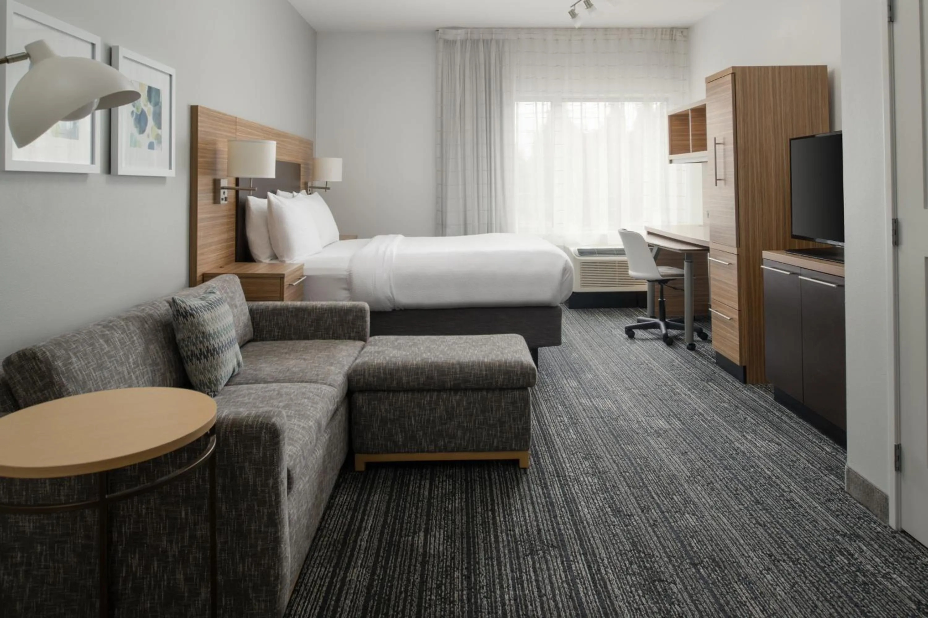 Bedroom, Bed in TownePlace Suites by Marriott Olympia