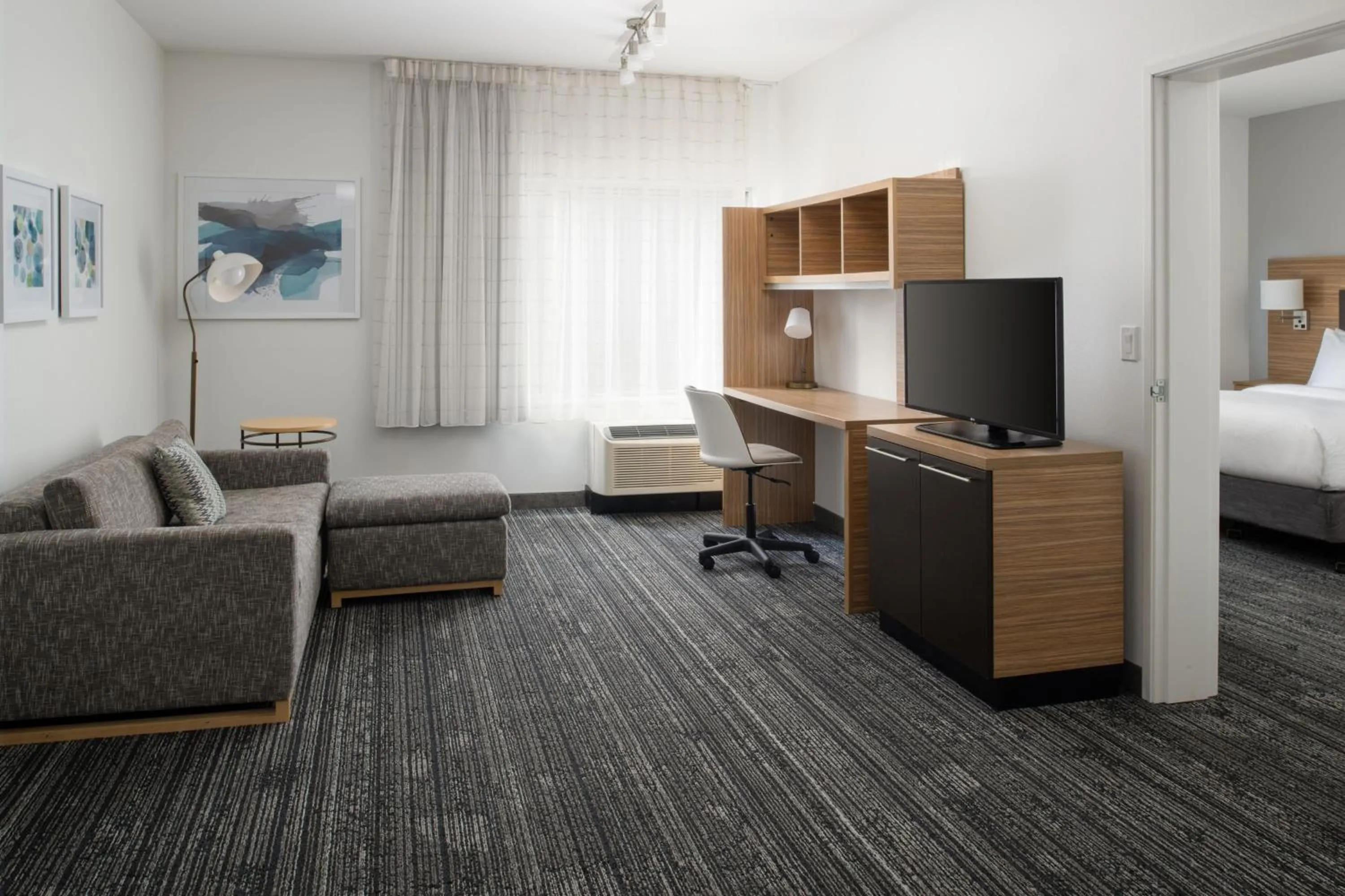 Living room, Bed in TownePlace Suites by Marriott Olympia