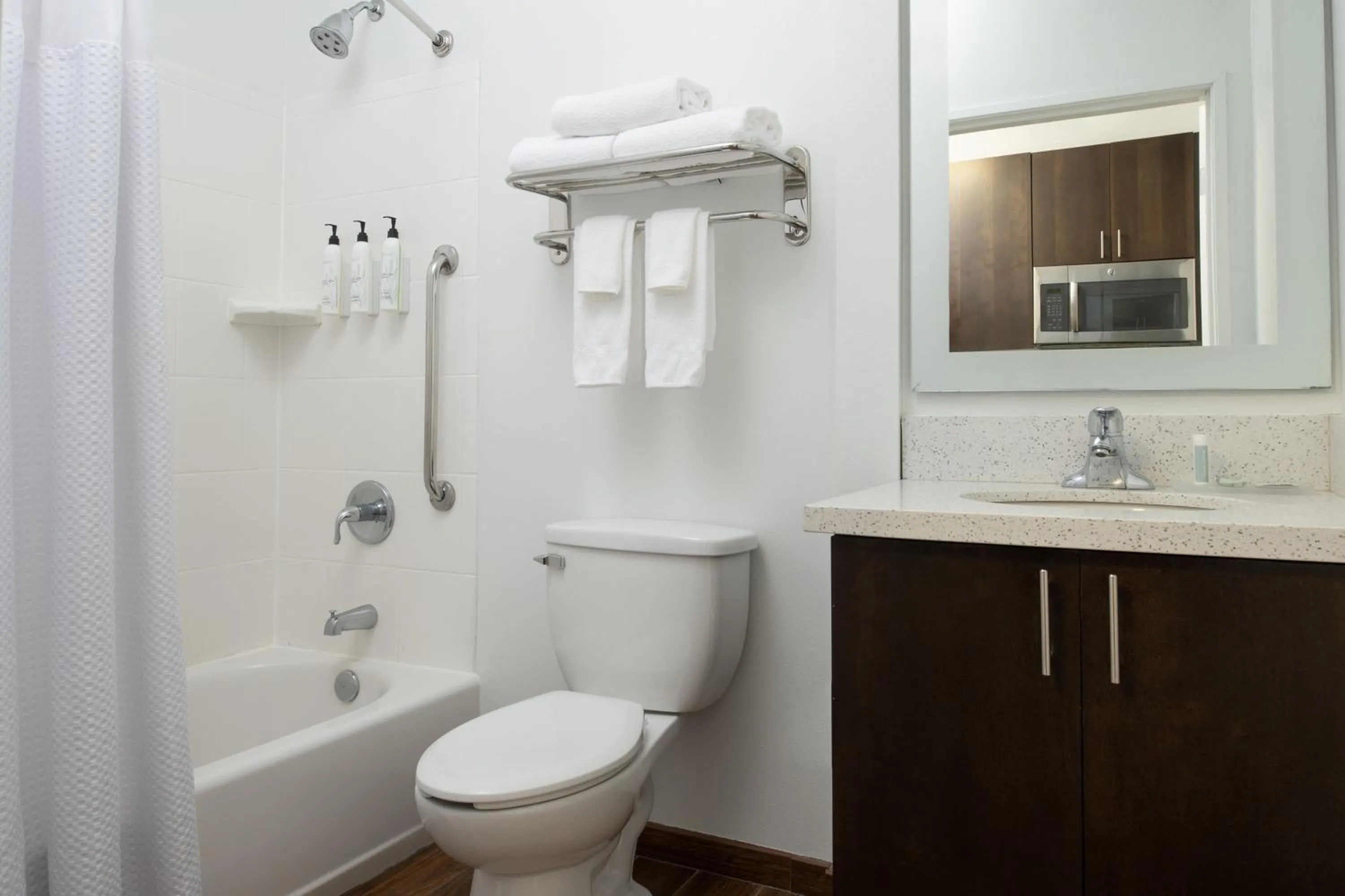 Bathroom in TownePlace Suites by Marriott Olympia