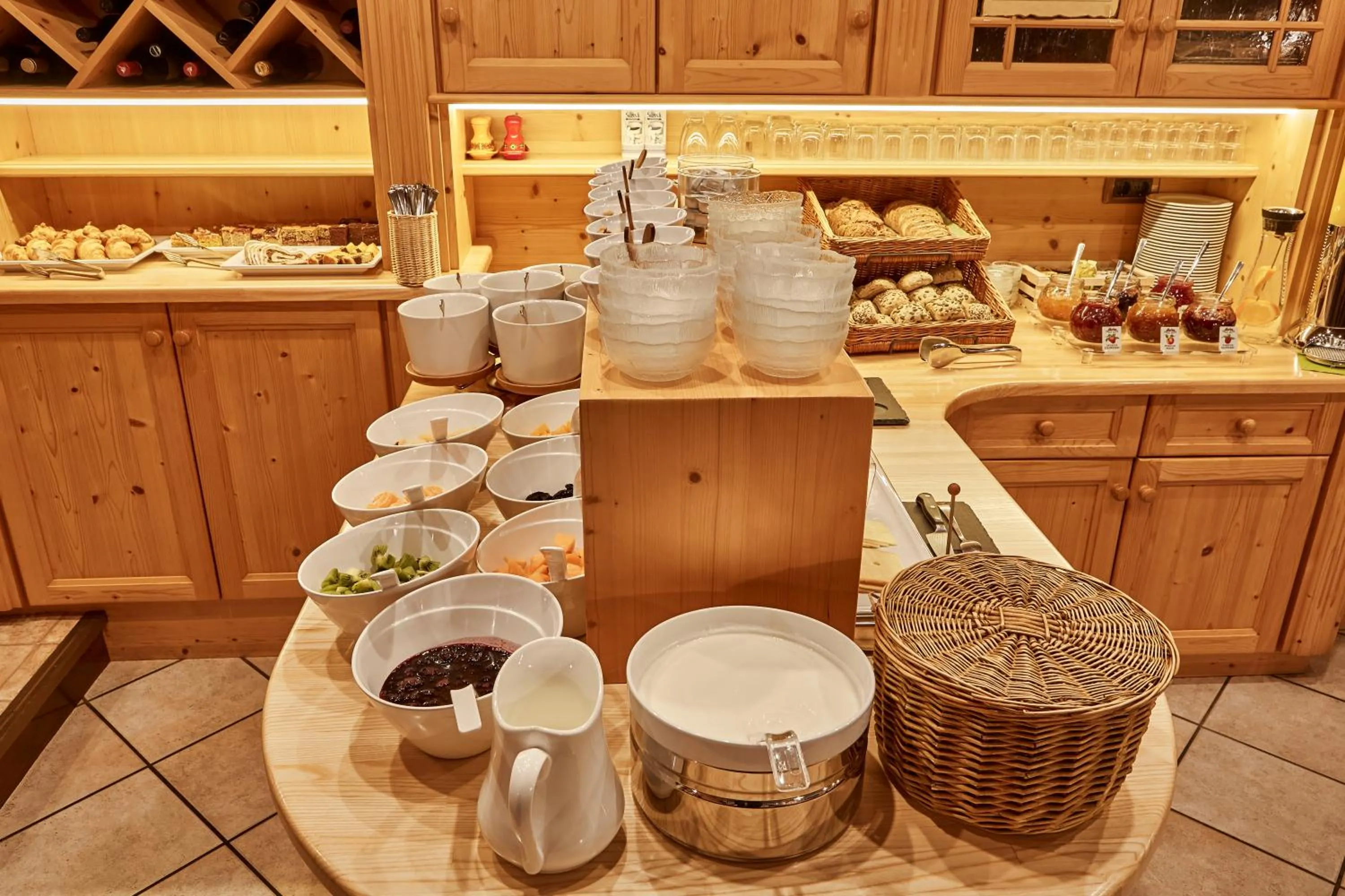 Breakfast in Ciasa Roch