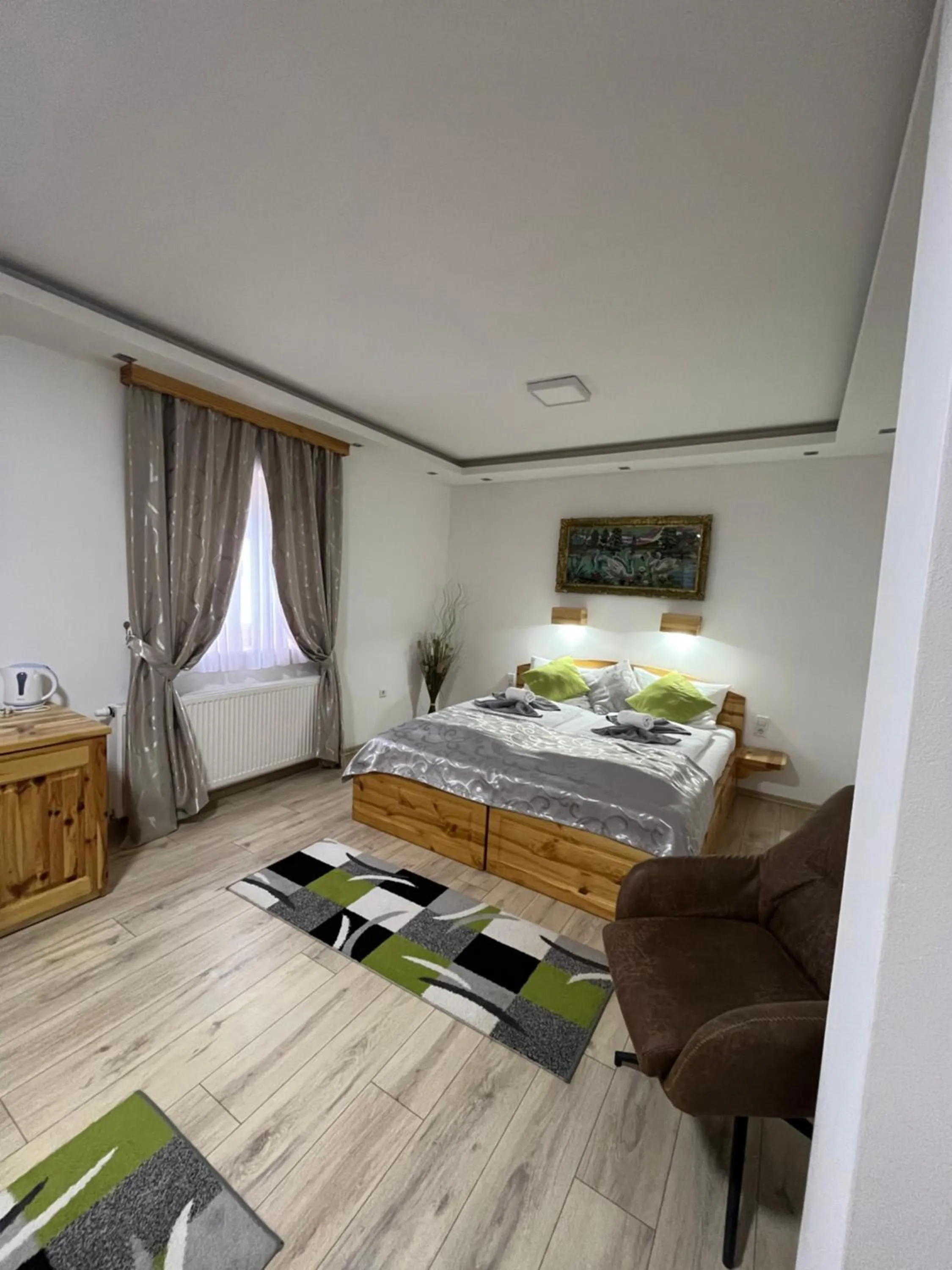 Bed in Rustic Inn River