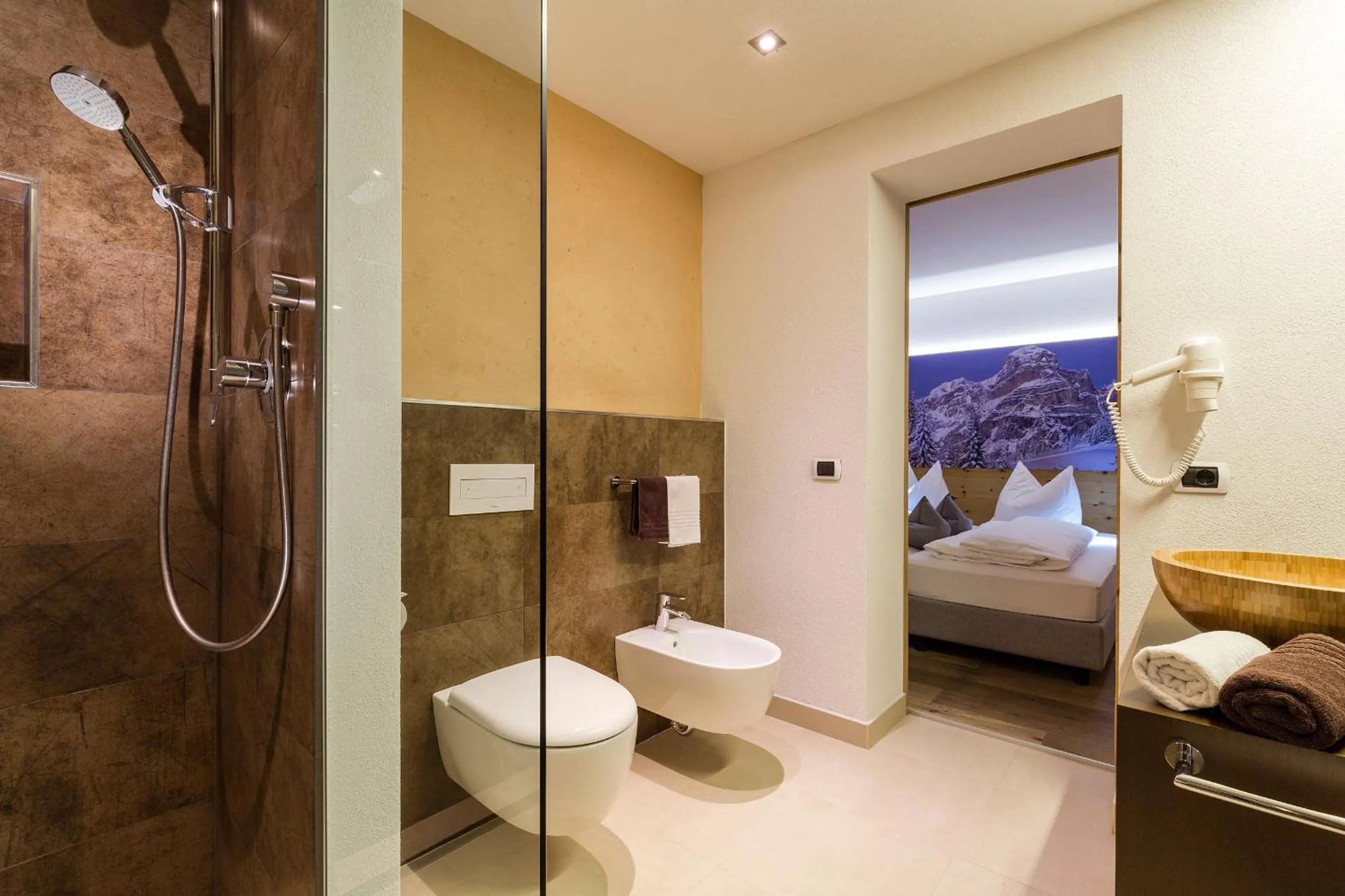 Shower, Bed in Hotel Bel Sit