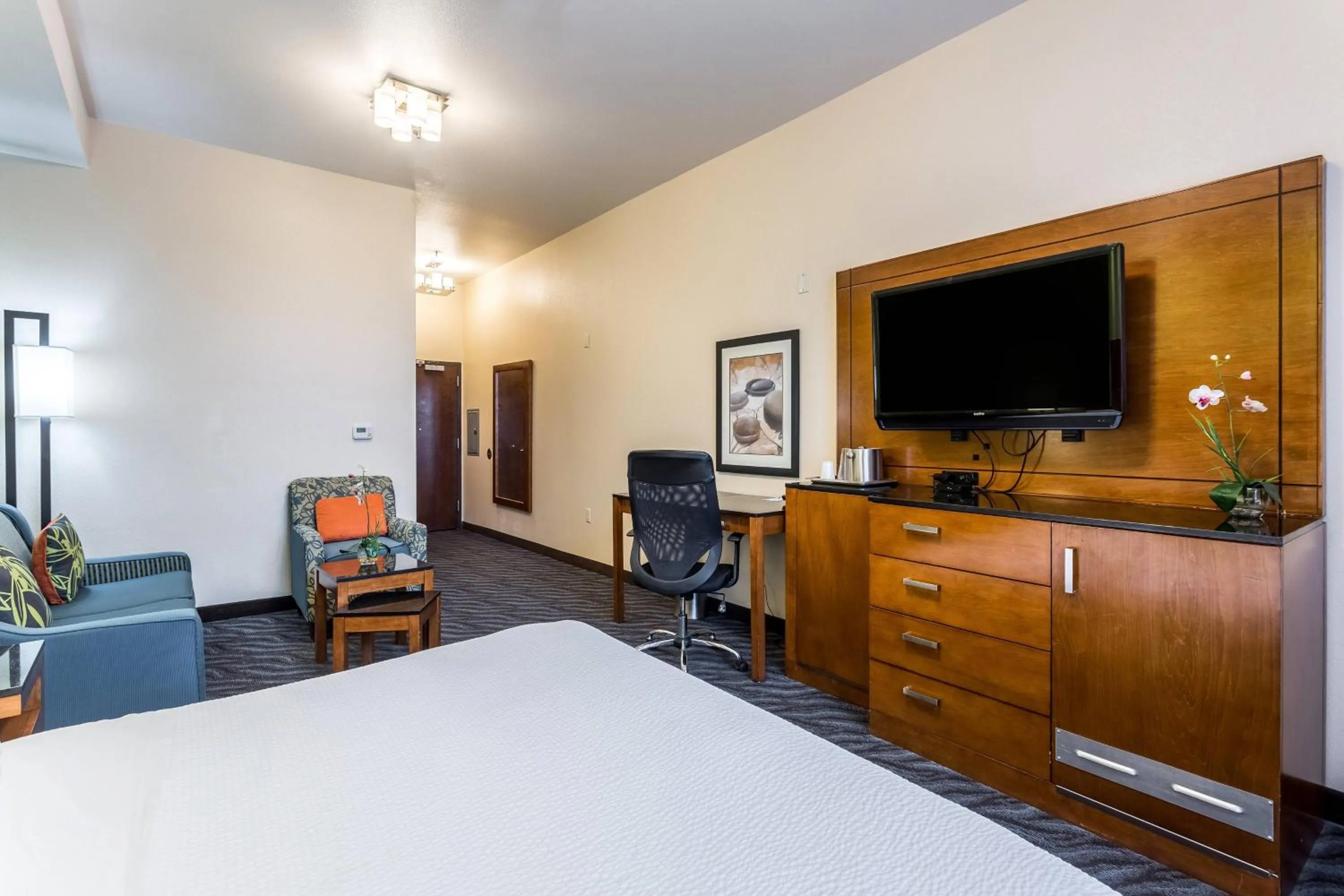 Photo of the whole room, Bed in Fairfield Inn & Suites by Marriott Alamogordo
