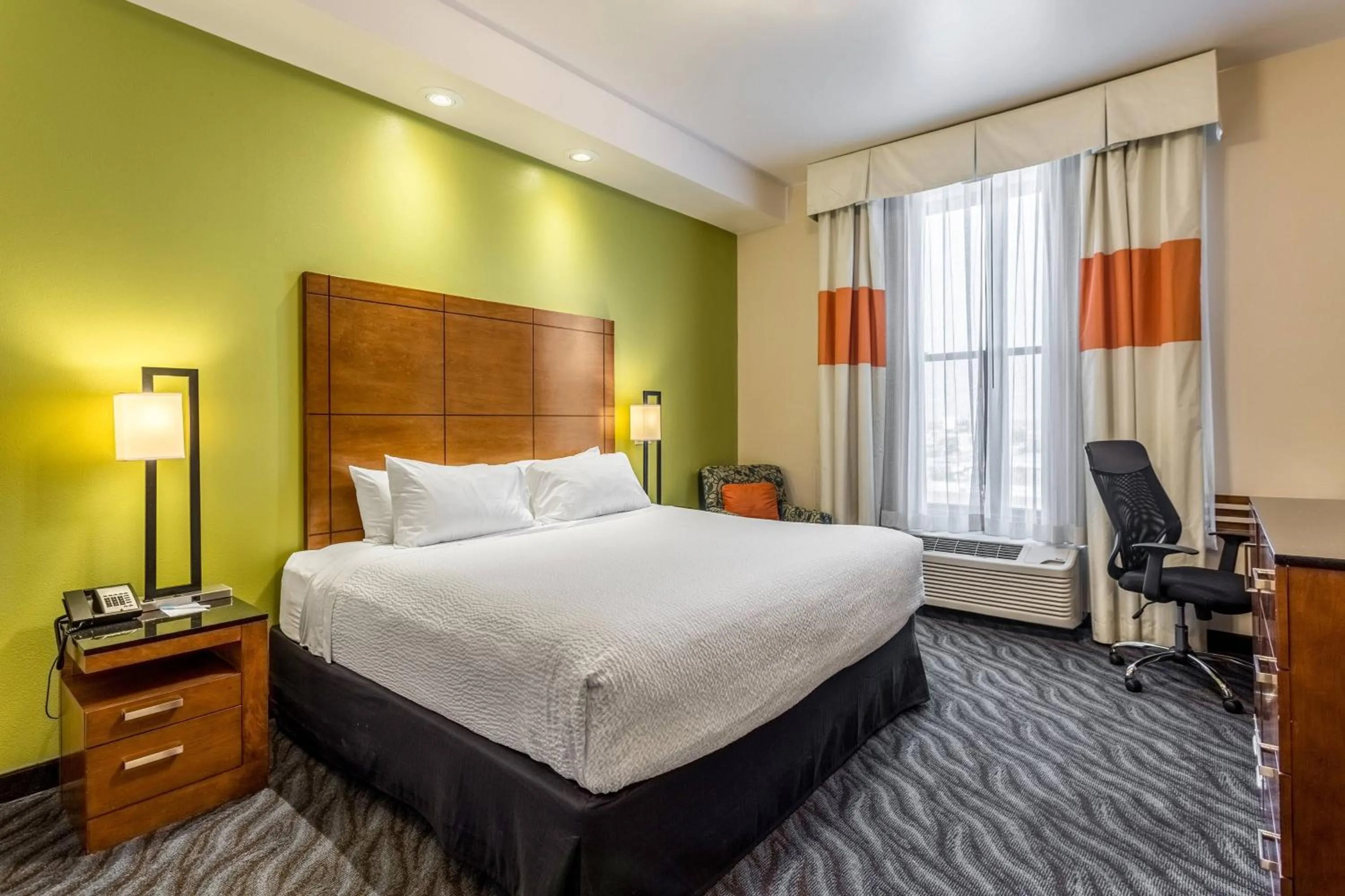 Photo of the whole room, Bed in Fairfield Inn & Suites by Marriott Alamogordo