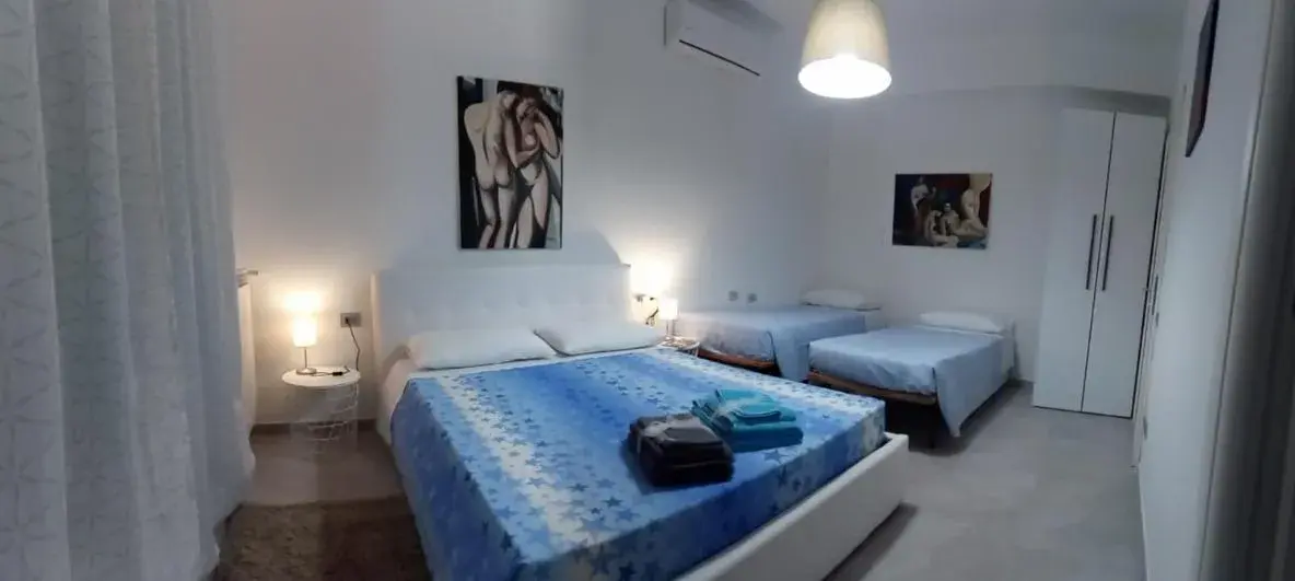 Quadruple Room with Private Bathroom in Casa Dell'Artista 2 Quadruple Room with Private Bathroom in Casa Dell'Artista 2