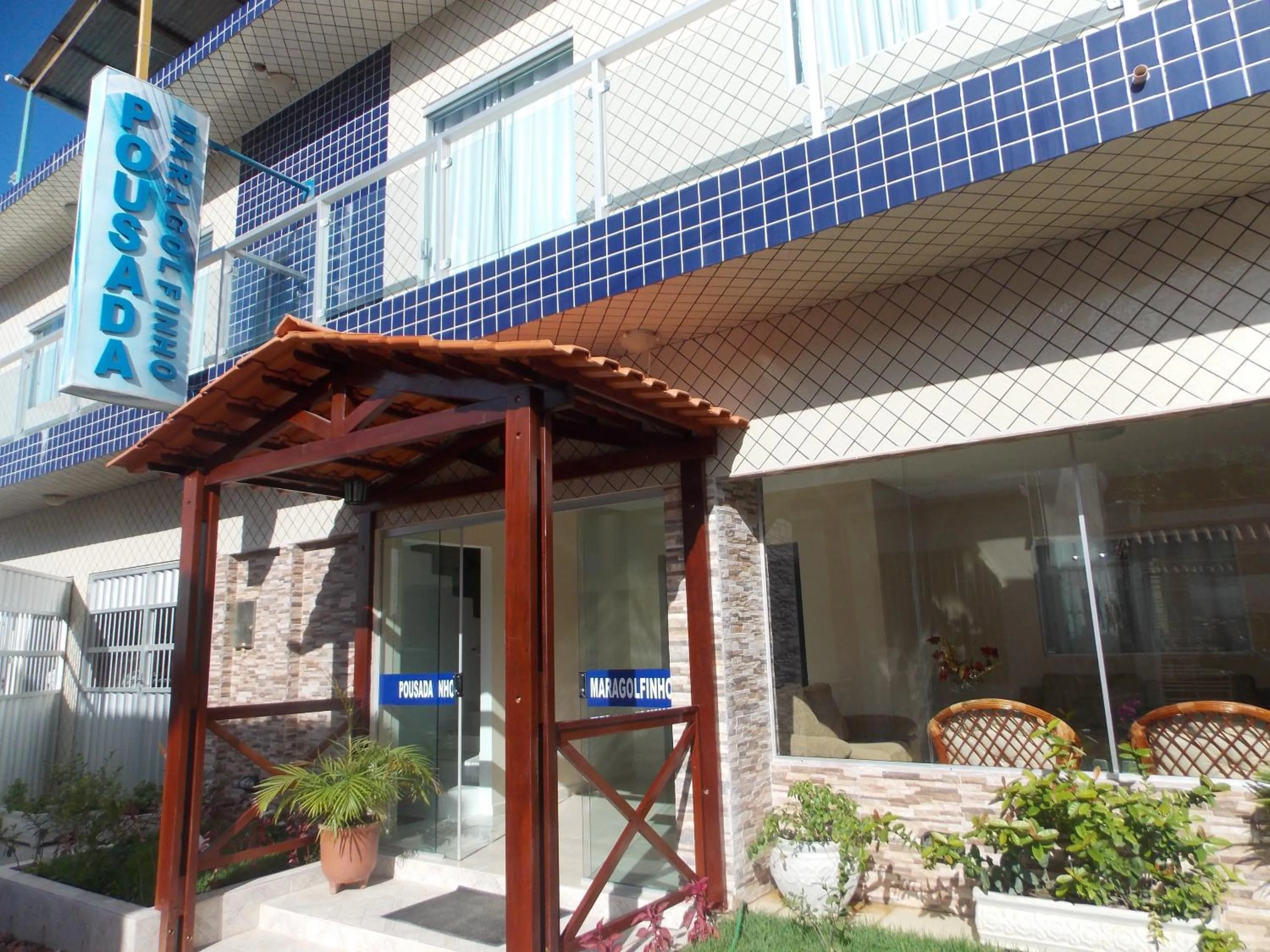 Facade/entrance in Pousada Maragolfinho