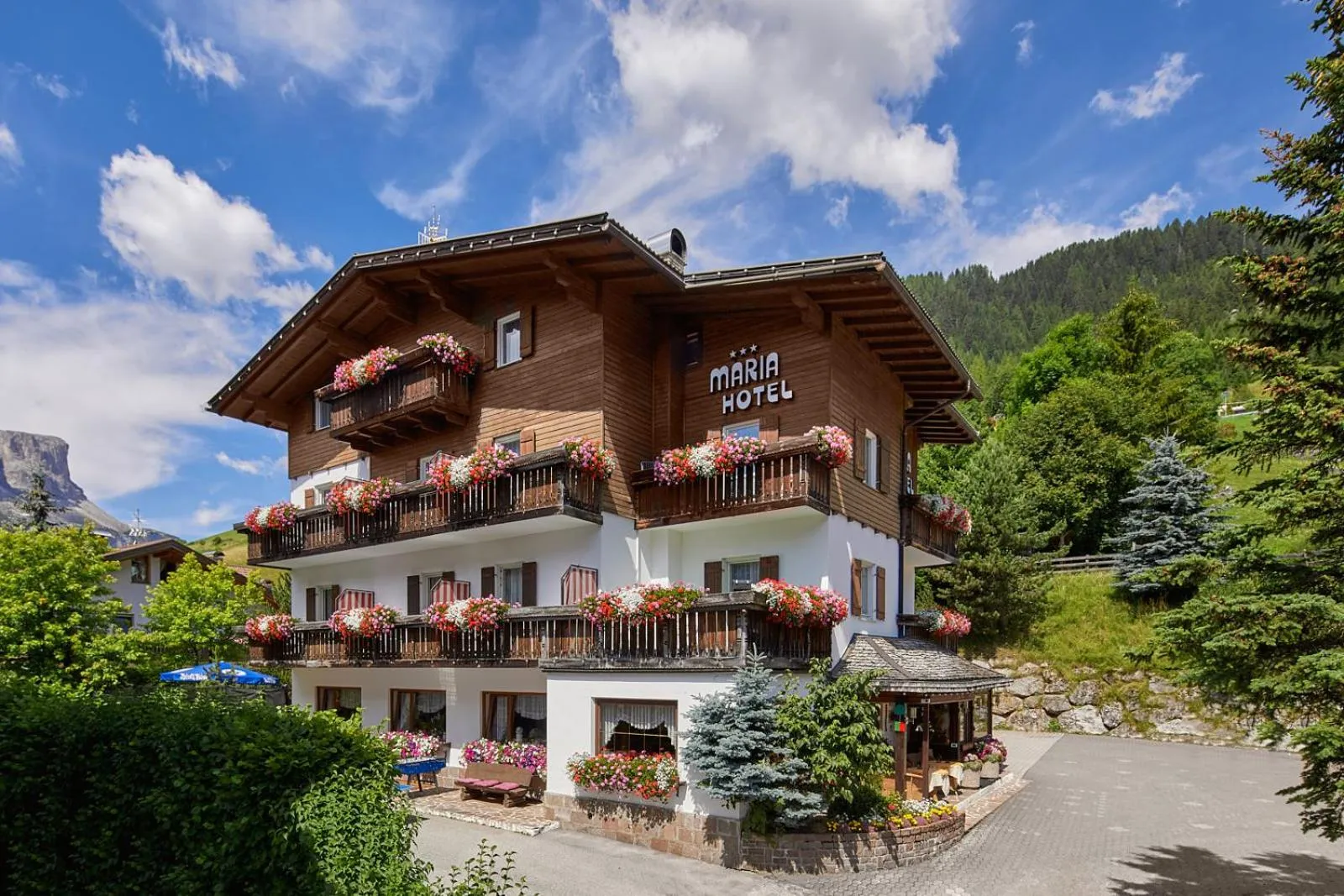 Property building in Hotel Maria