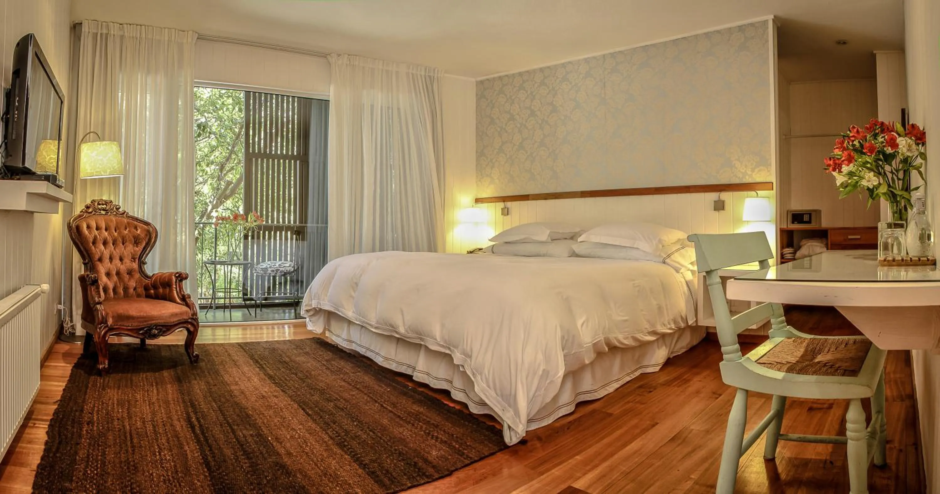 Day, Bed in Hotel Casa Zapallar