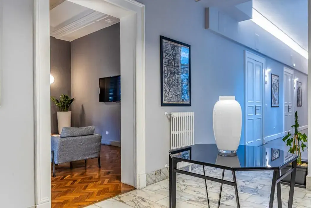 Lobby or reception in Re Vittorio De Luxe Lobby or reception in Re Vittorio De Luxe