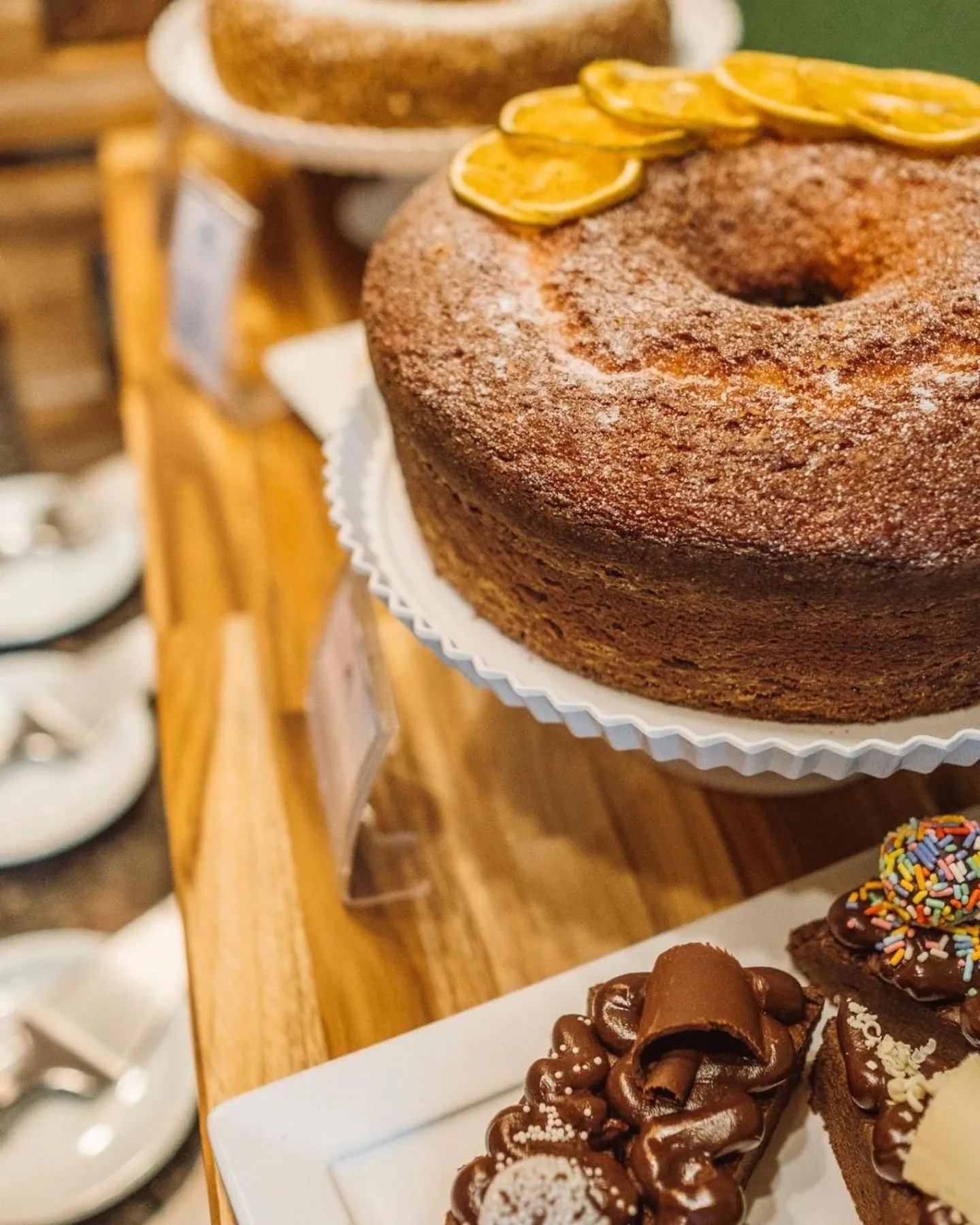 Restaurant/places to eat in Dolphin Hotel