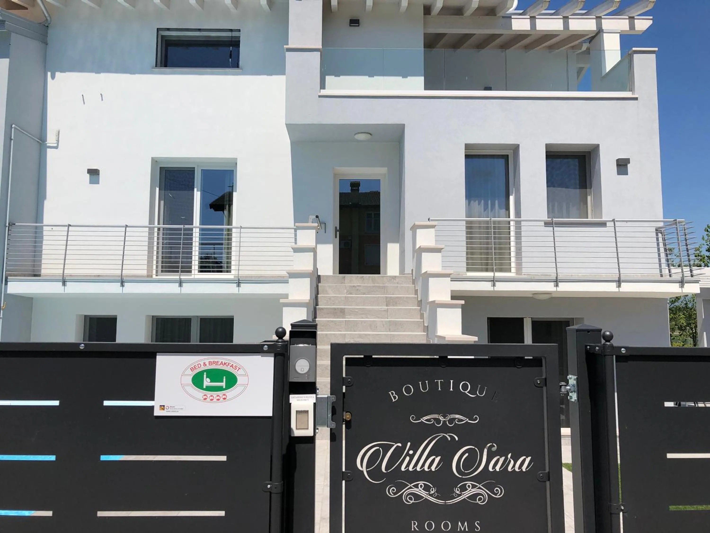 Property building in B&B Alma Garda Lake