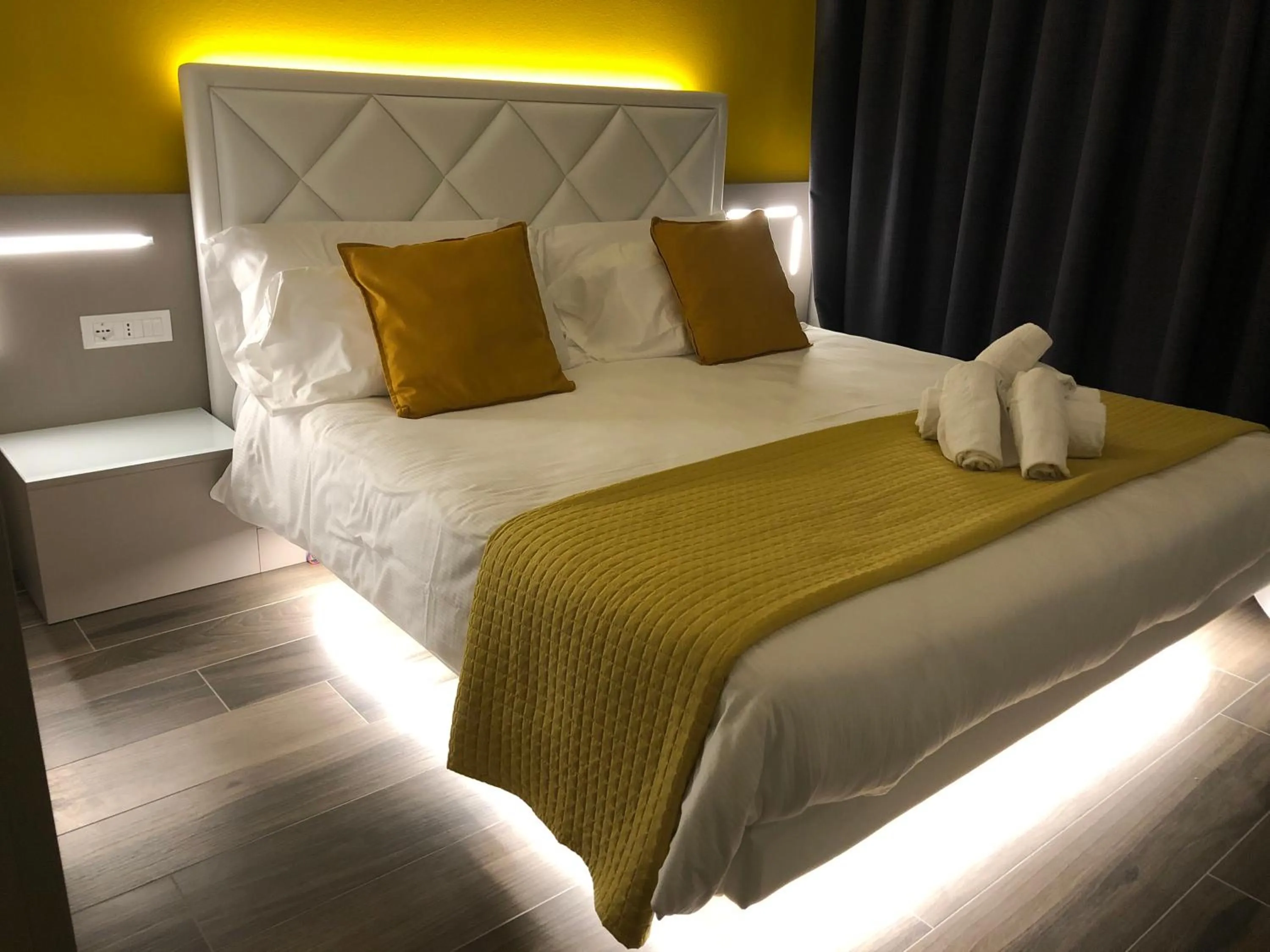 Bedroom in B&B Alma Garda Lake