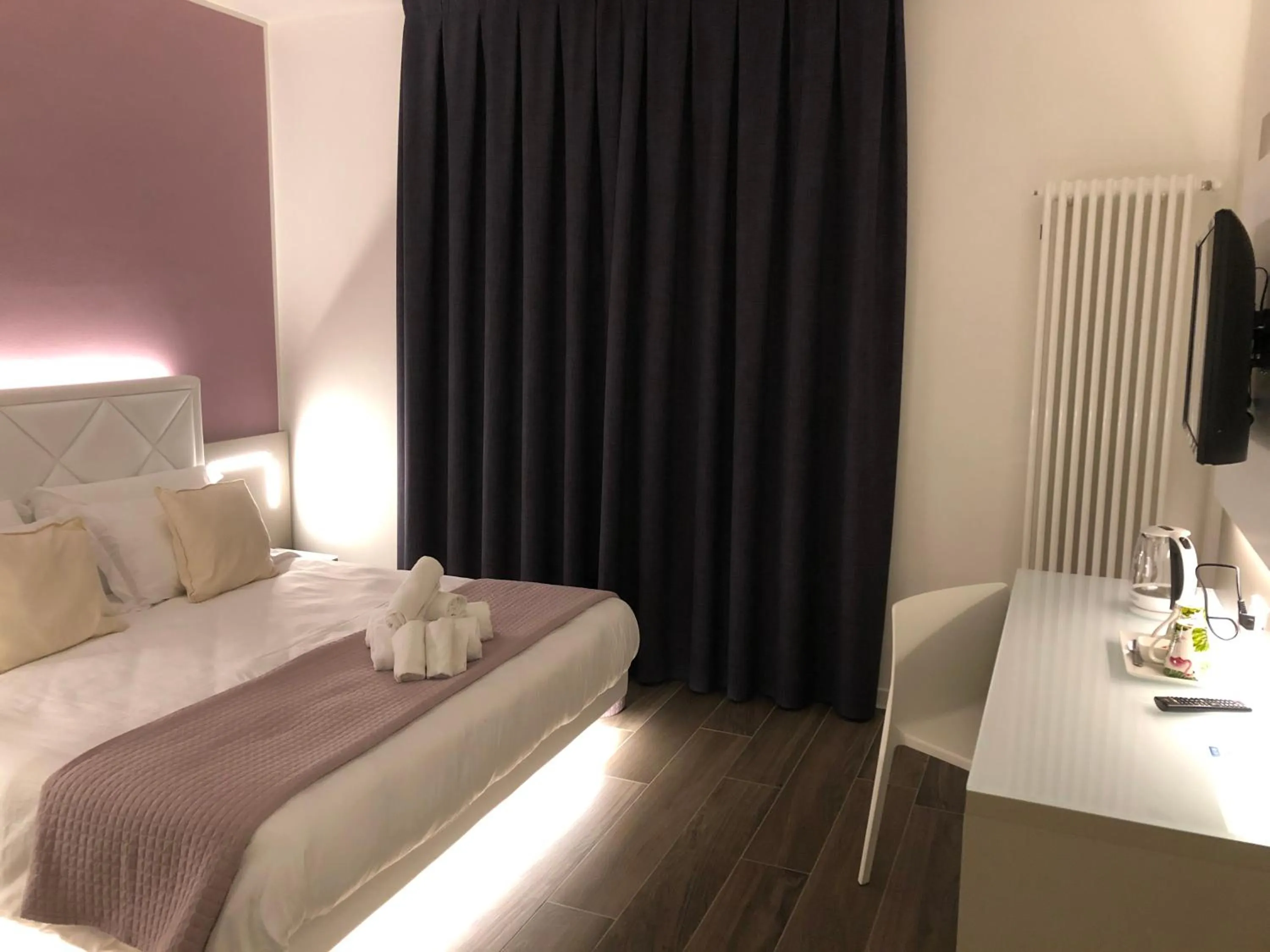 Bedroom in B&B Alma Garda Lake