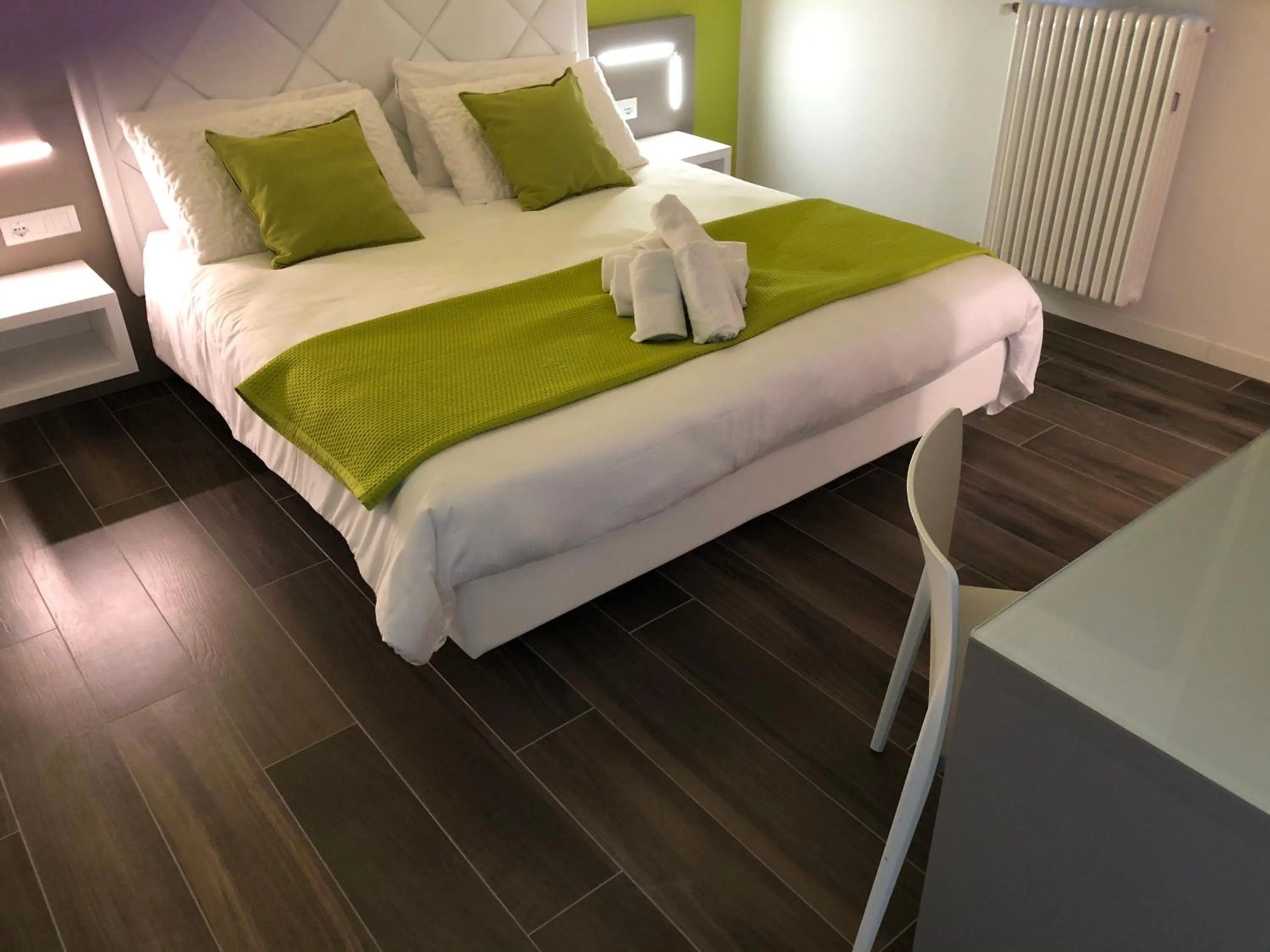 Bedroom in B&B Alma Garda Lake