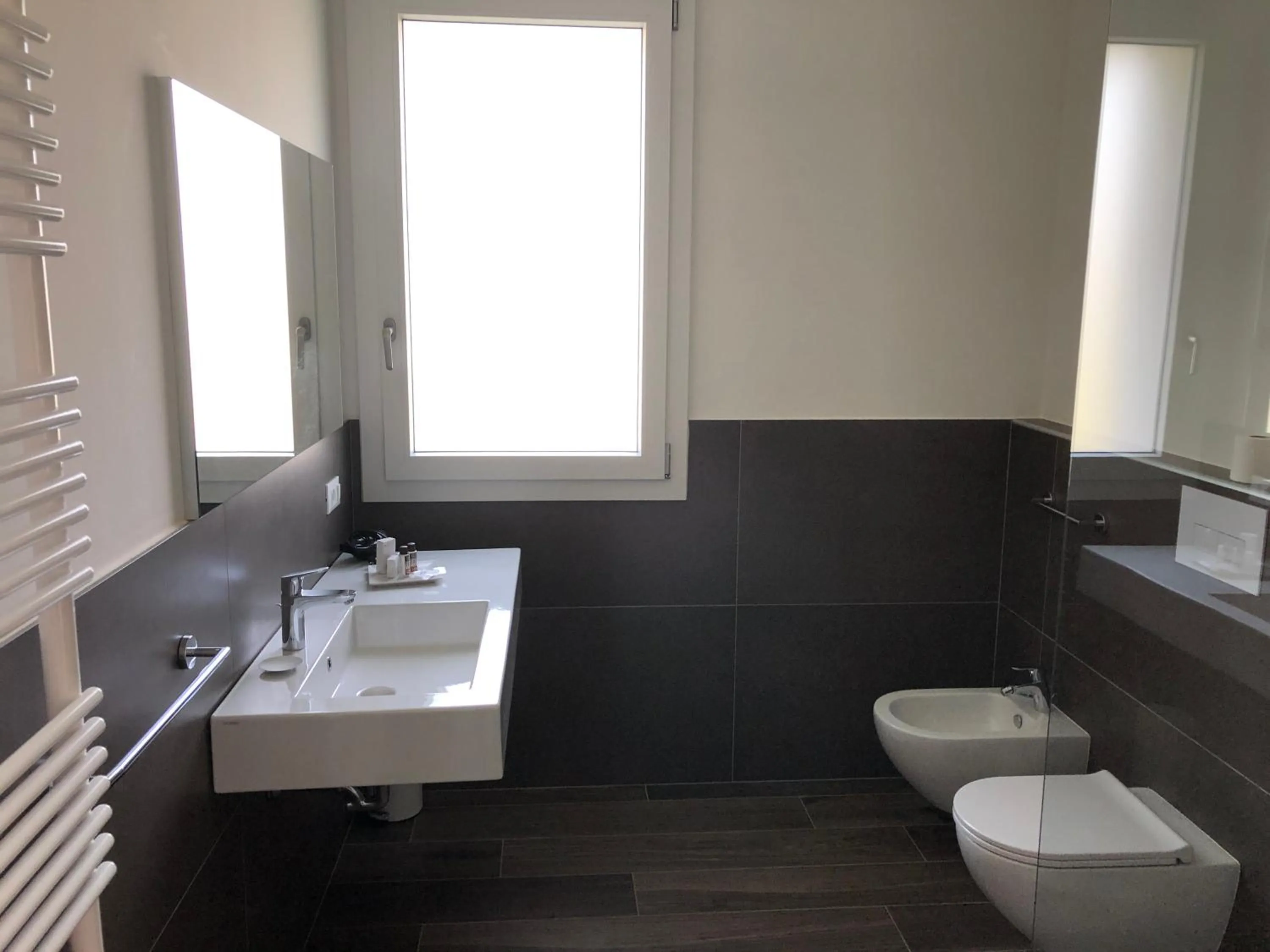 Bathroom in B&B Alma Garda Lake