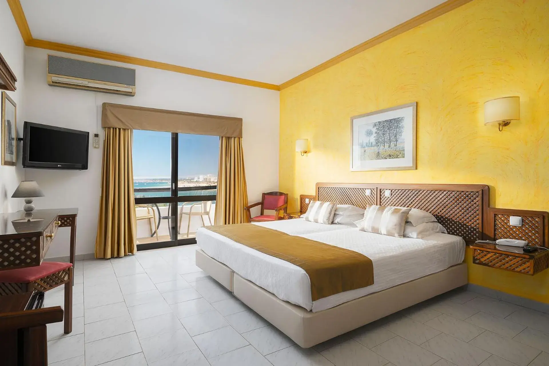 Double or Twin Room with Sea View in Hotel Casabela Double or Twin Room with Sea View in Hotel Casabela