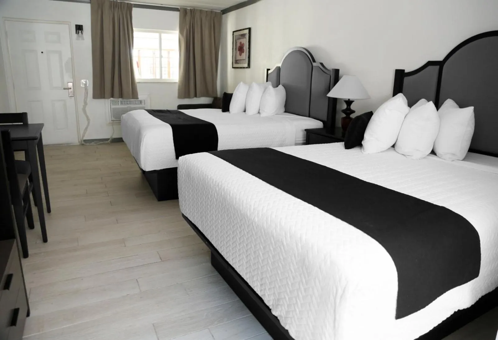 Bed in Holiday Isles Resort