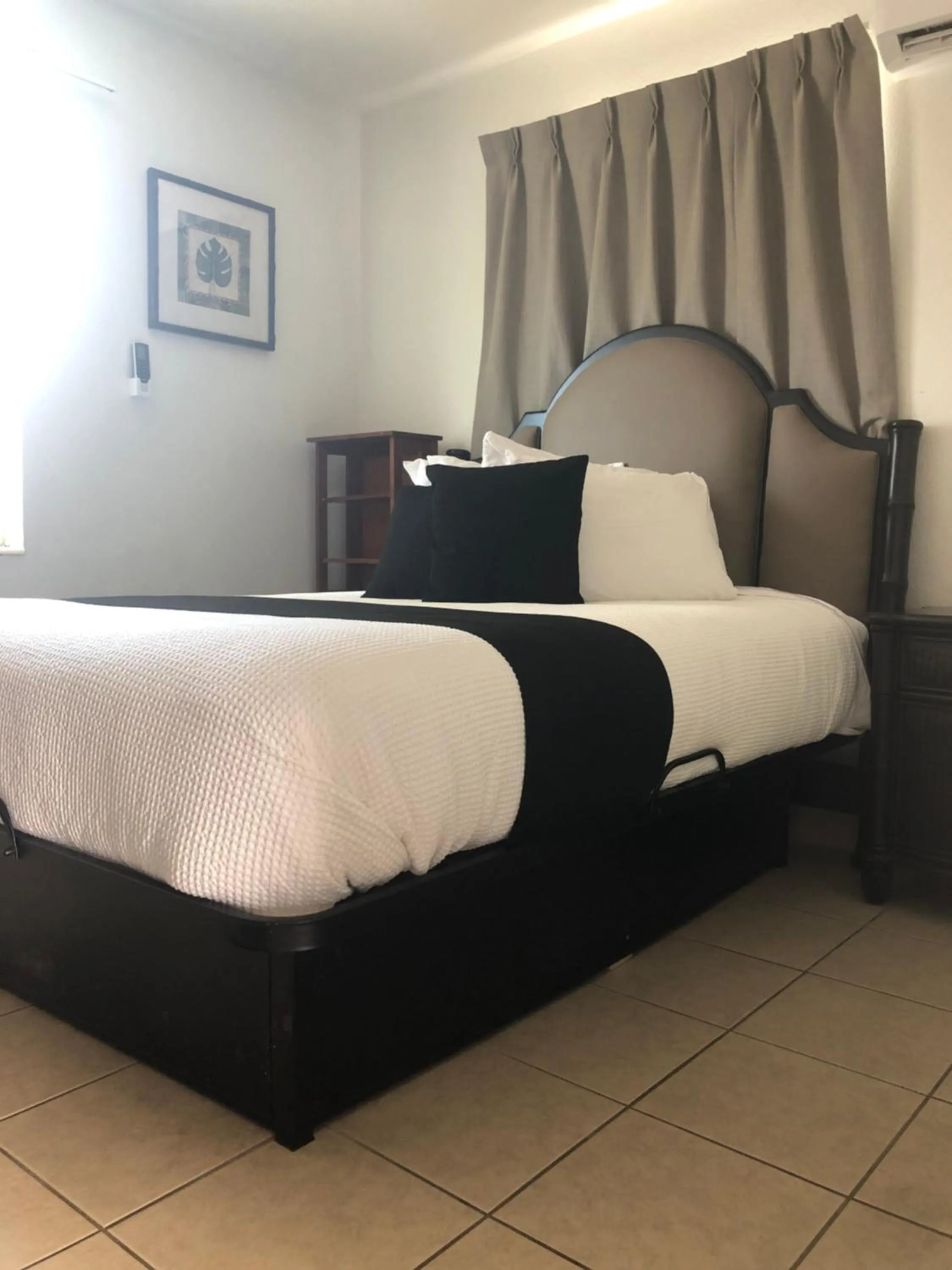 Bed in Holiday Isles Resort